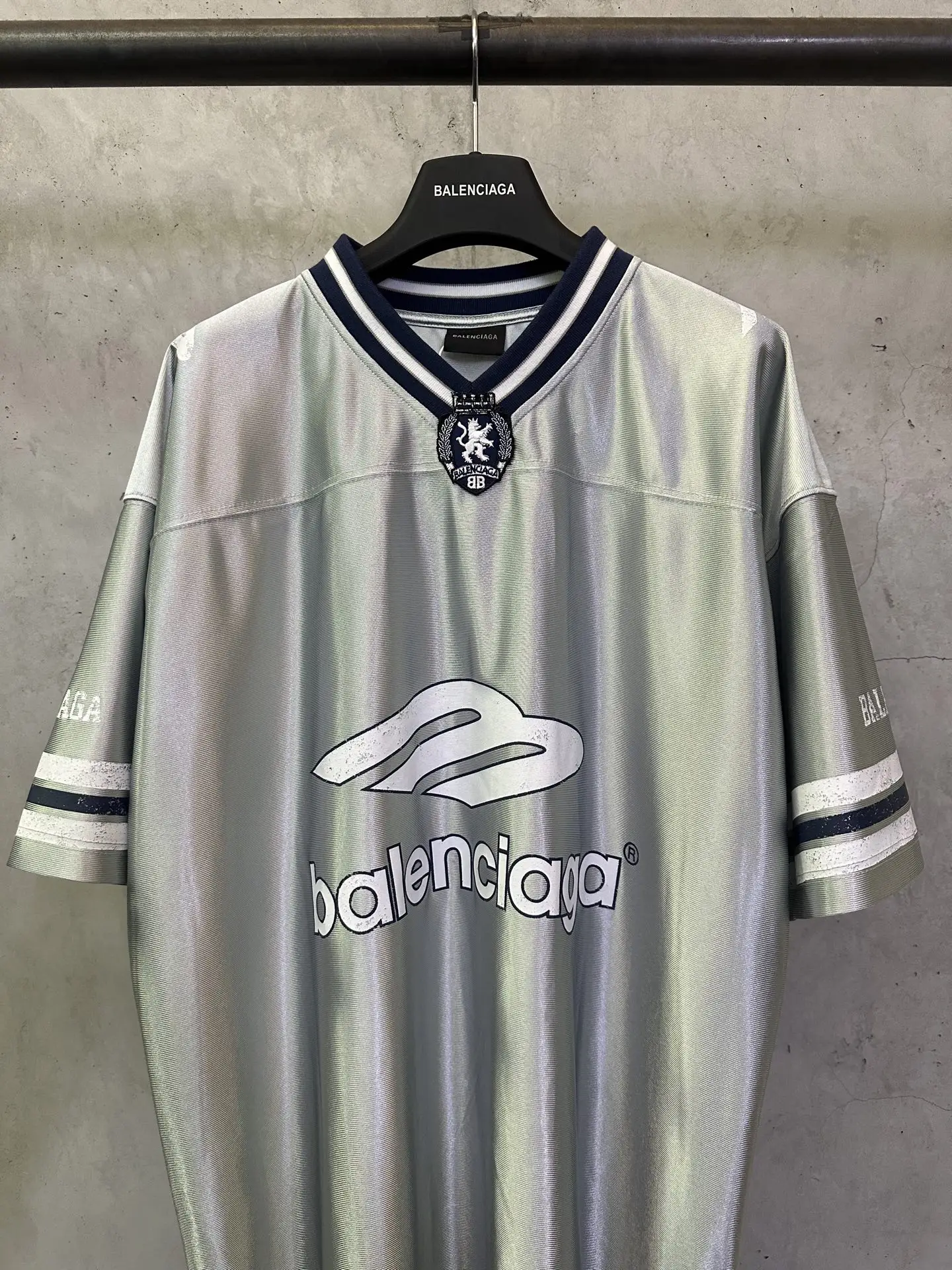 Logo-Embroidered Satin Jersey T-Shirt D22011617 — view 3