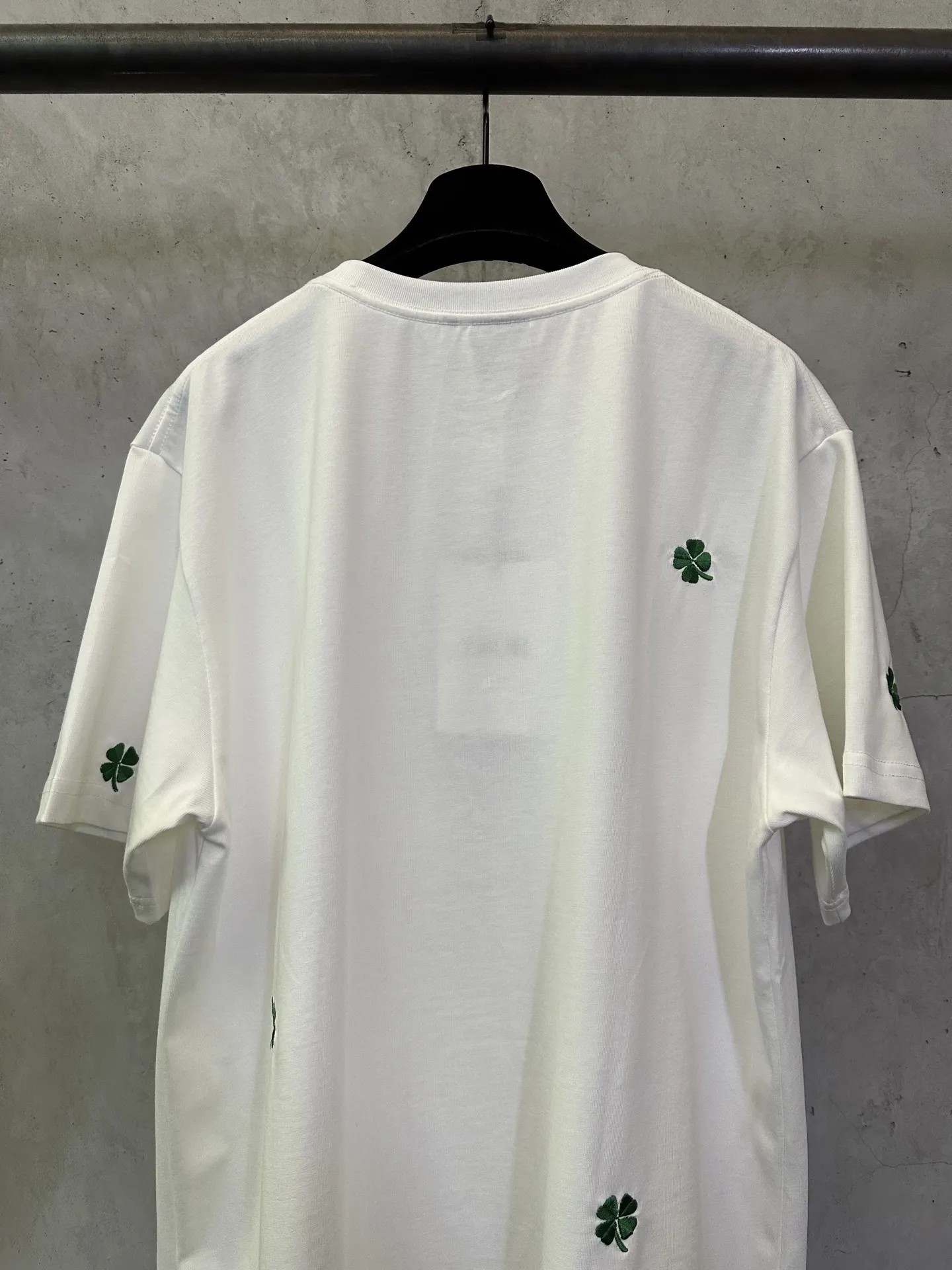 Clover Embroidered Cotton Jersey T-Shirt D22012810 — view 5