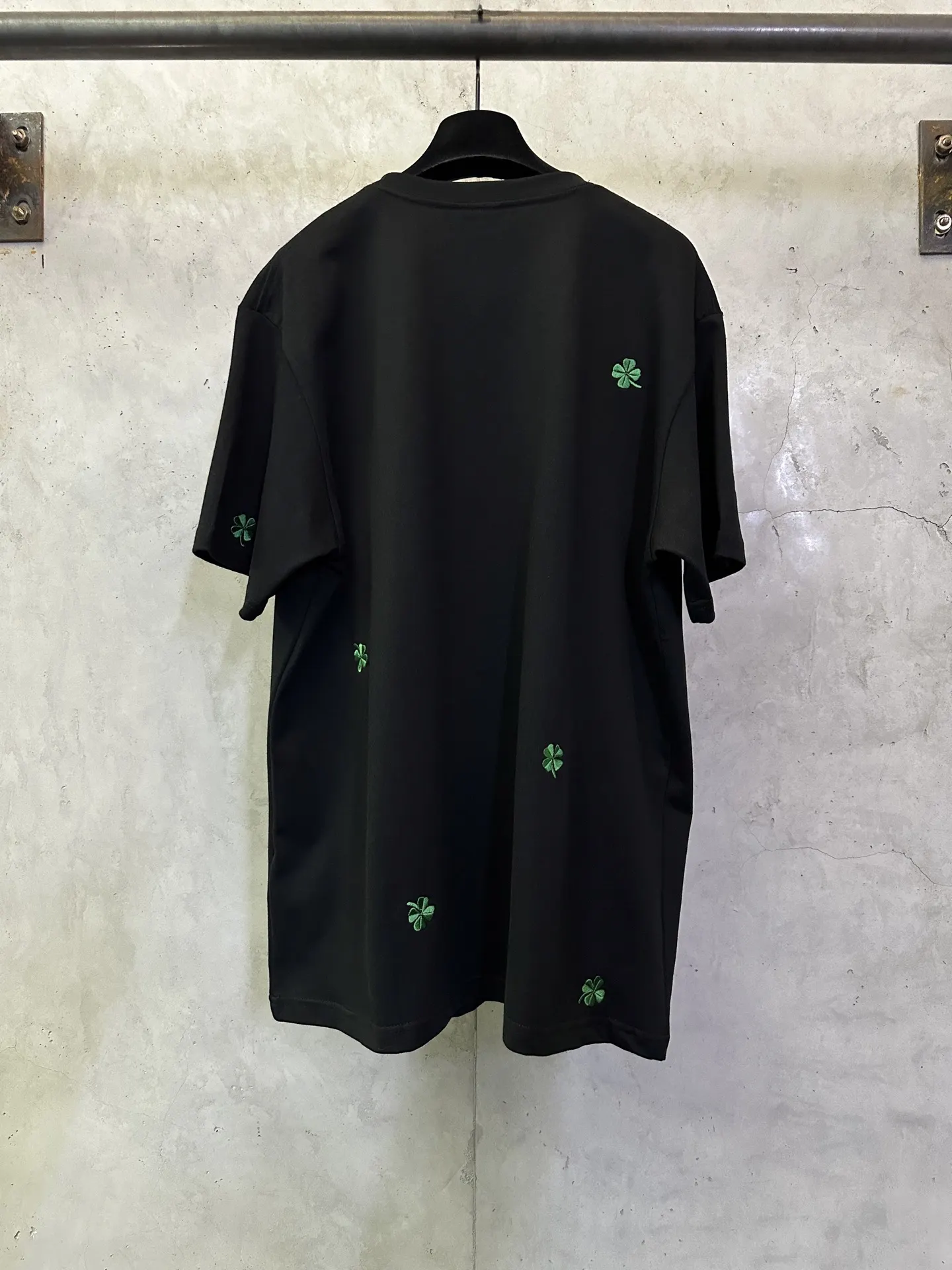Clover Embroidered Cotton T-Shirt D22012811 — view 2