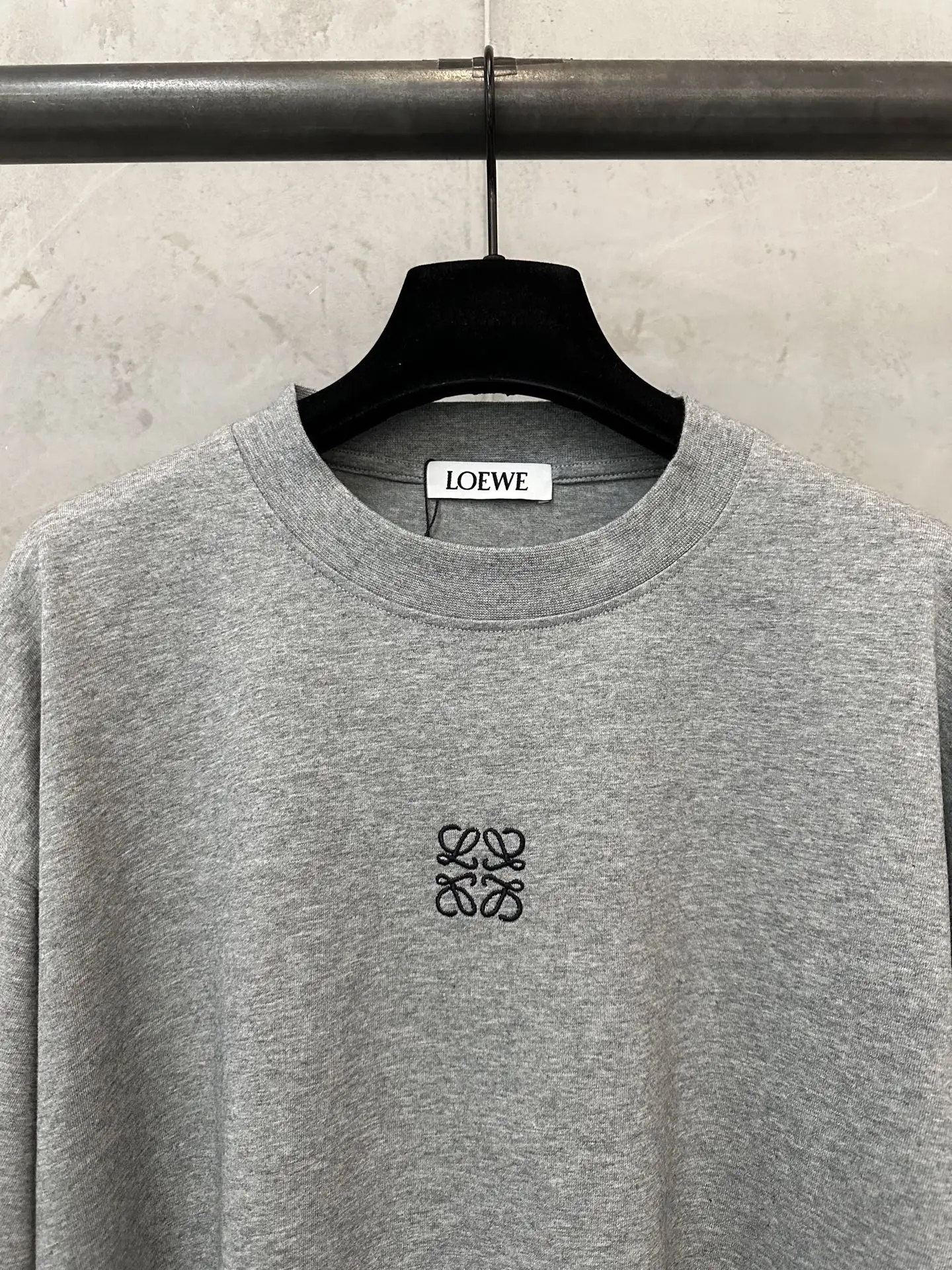Anagram Logo Long-Sleeved T-Shirt D22023546 — view 5