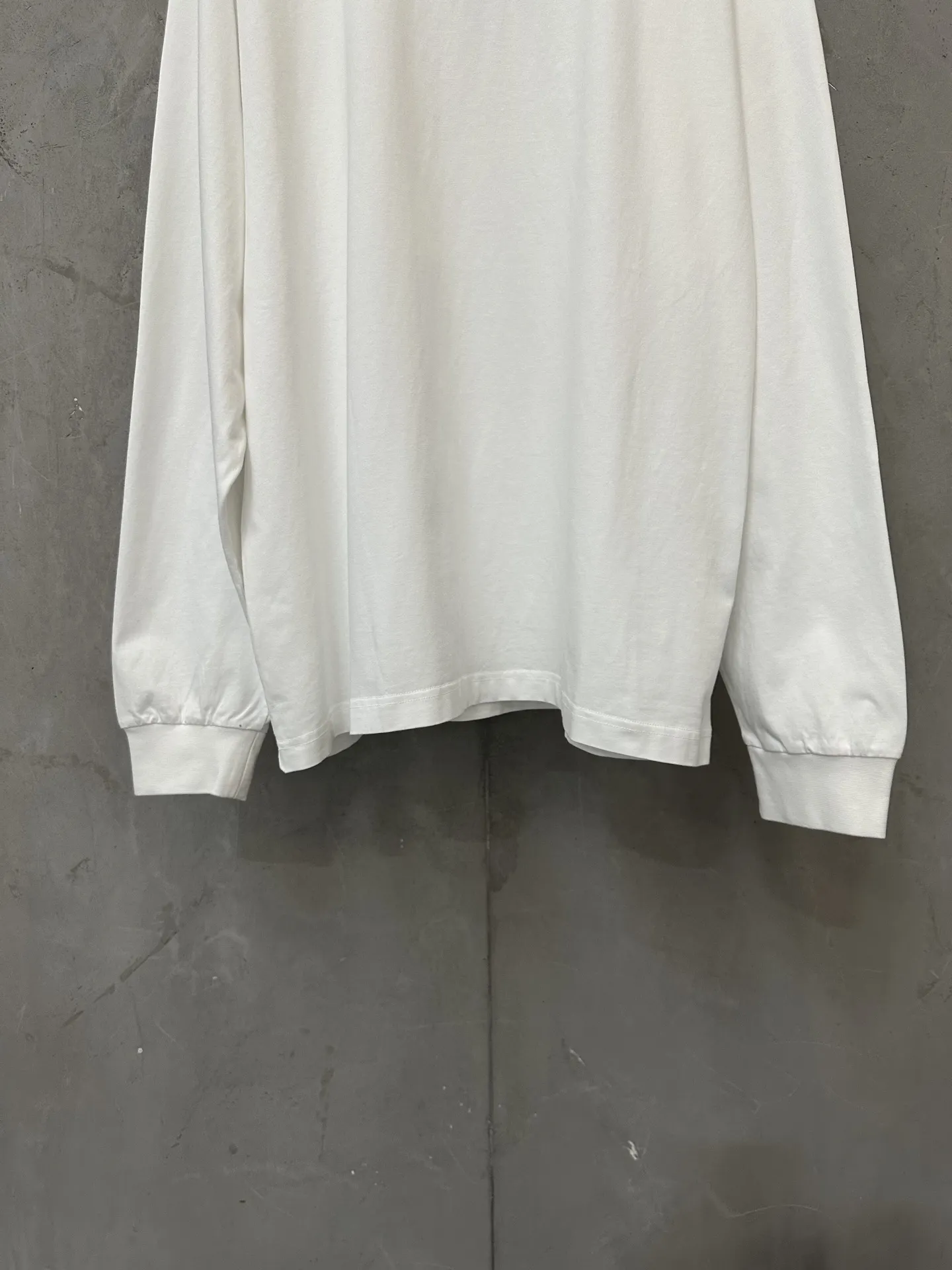 Anagram Logo Long-Sleeved T-Shirt D22023544 — view 4
