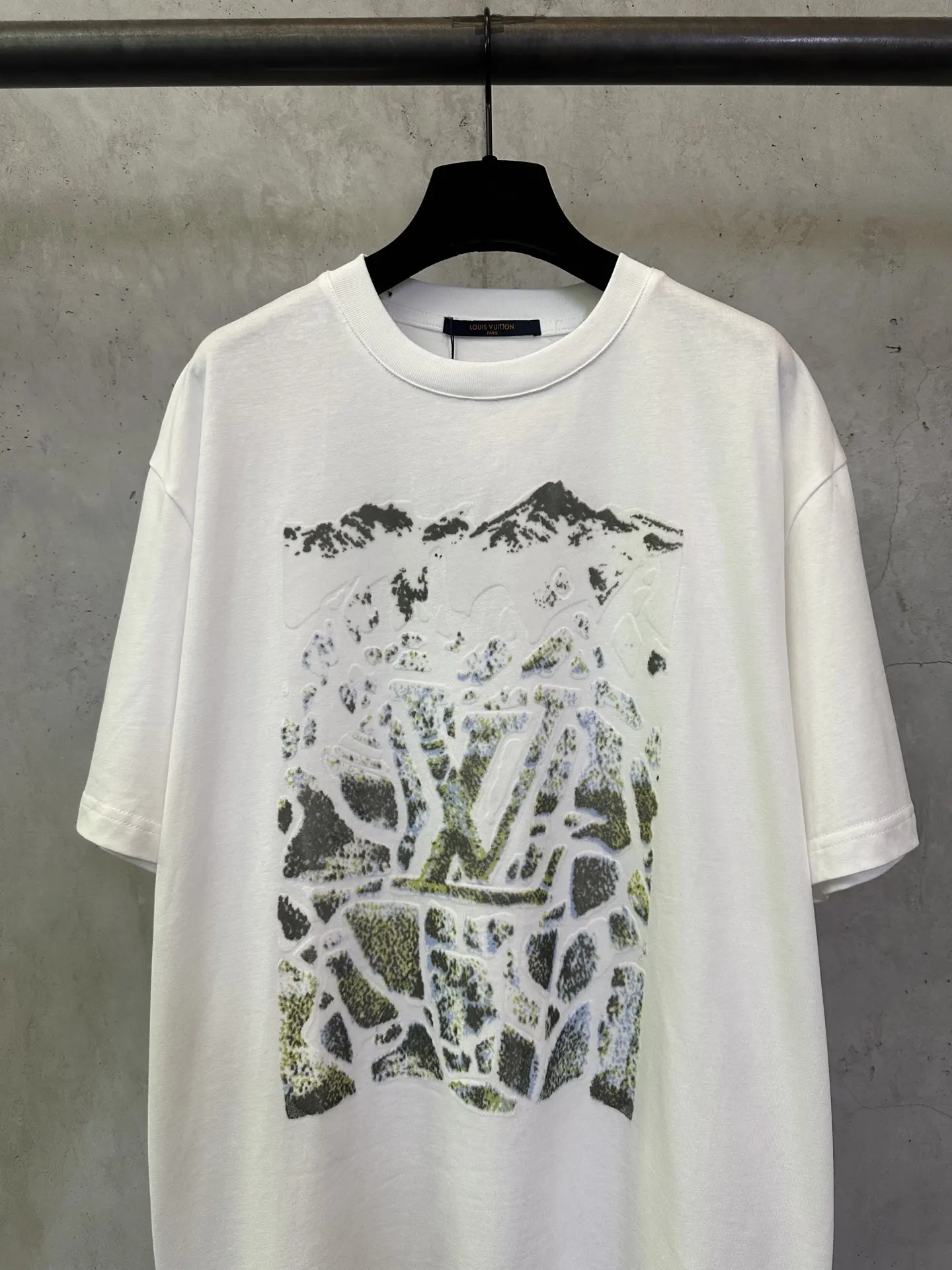 Mountain Flocked Logo Cotton T-Shirt D22012888 — view 3