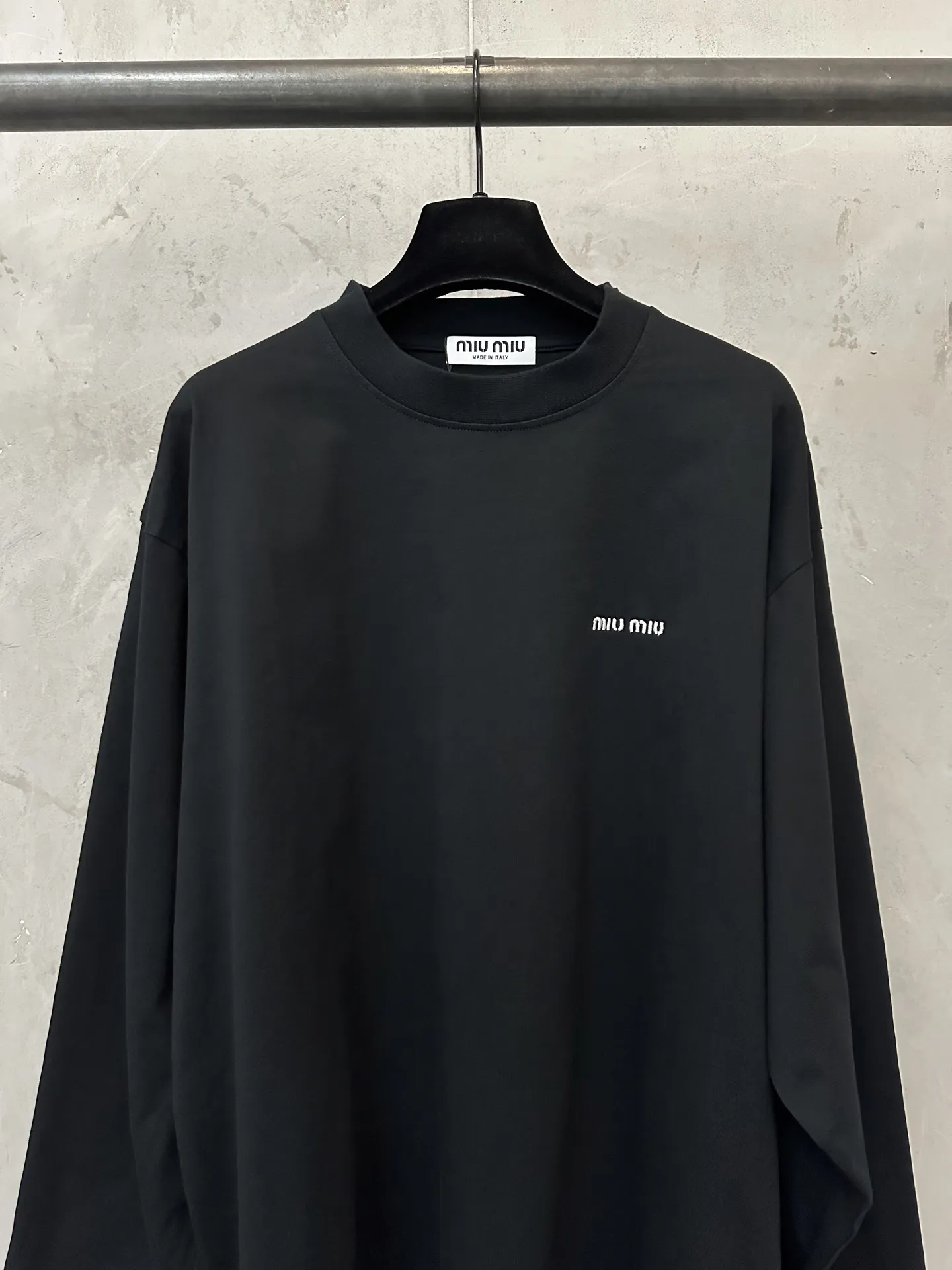 Logo-Embroidered Long-Sleeved T-Shirt D22021772 — view 3