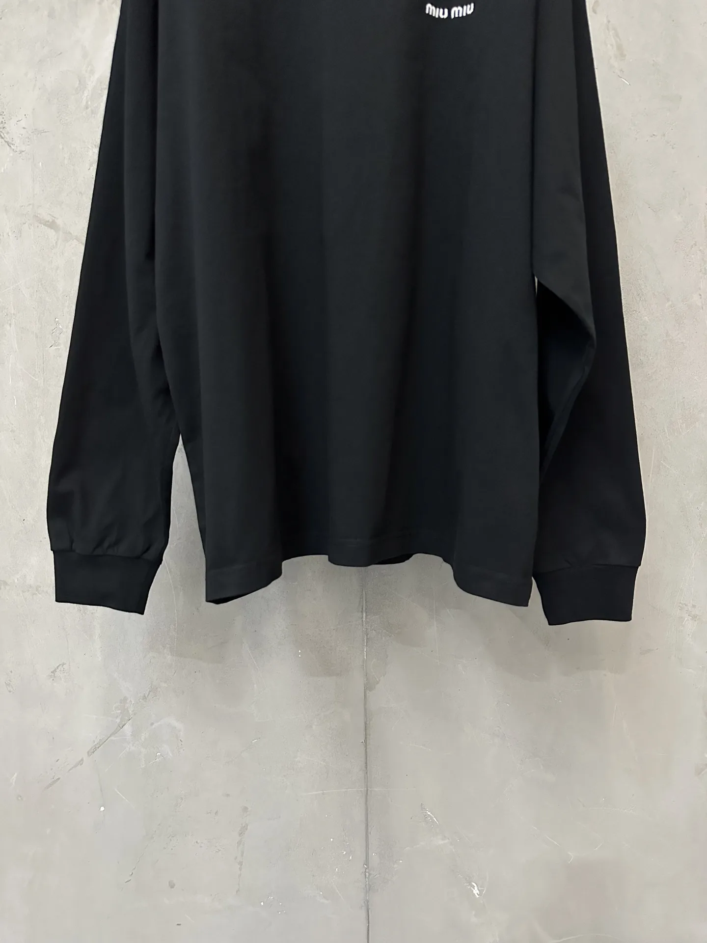 Logo-Embroidered Long-Sleeved T-Shirt D22021772 — view 4
