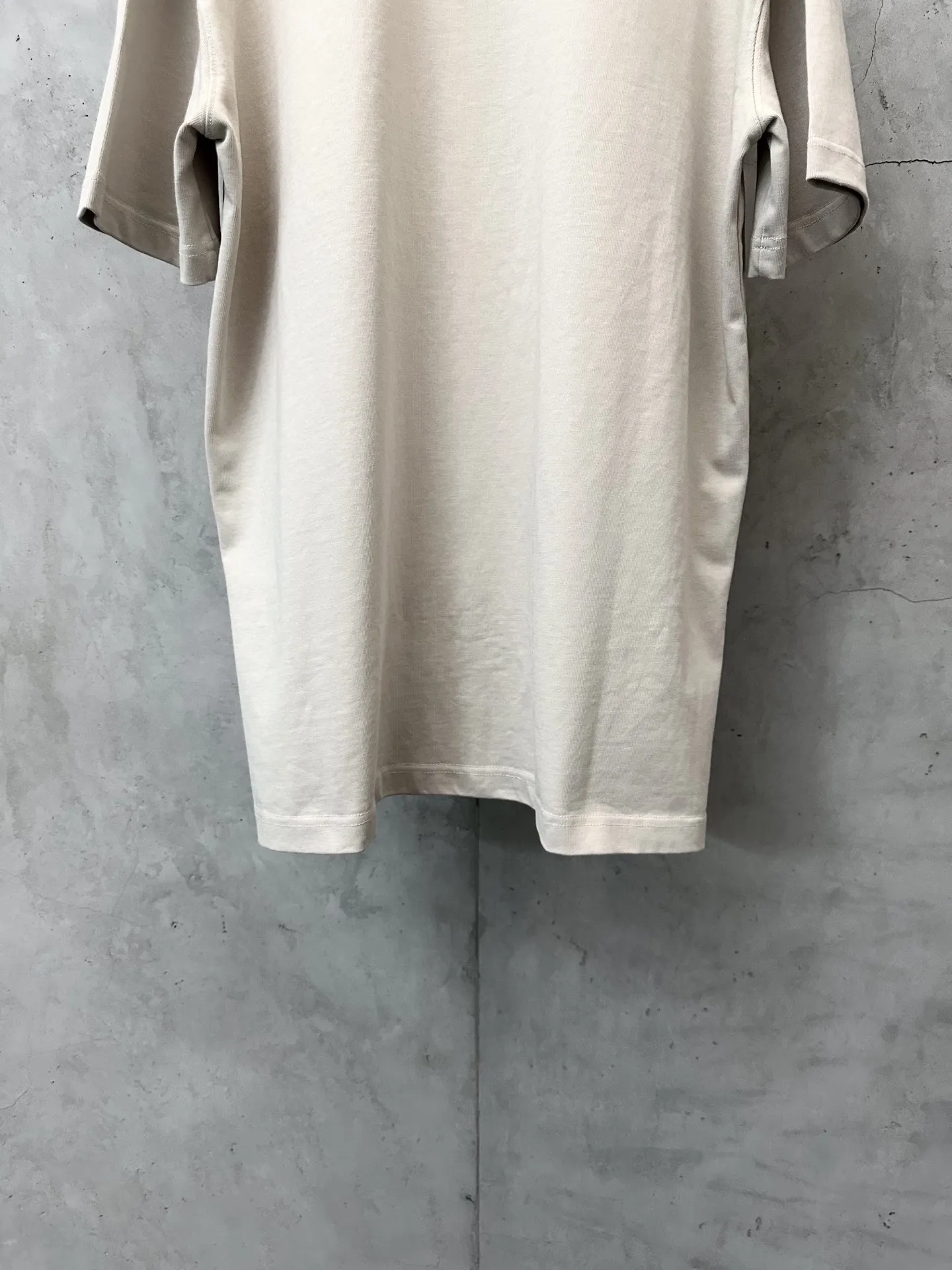 Logo Graphic Heavyweight Cotton T-Shirt D22012319 — view 6