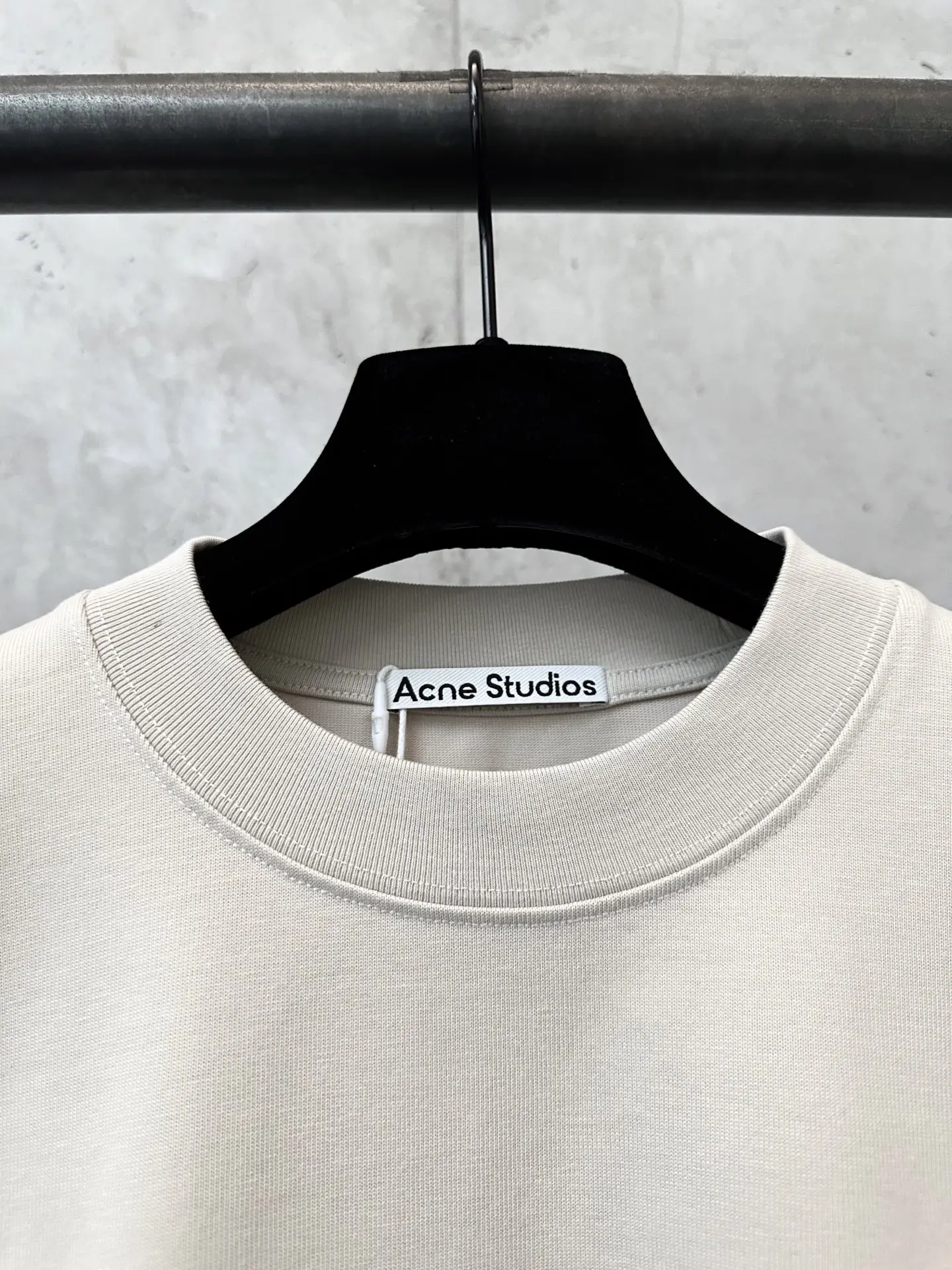 Logo Graphic Heavyweight Cotton T-Shirt D22012319 — view 7