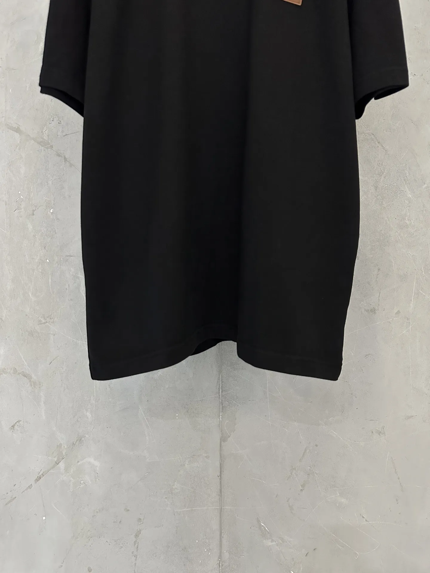 Leather Patch Heavyweight Cotton T-Shirt D22012304 — view 4