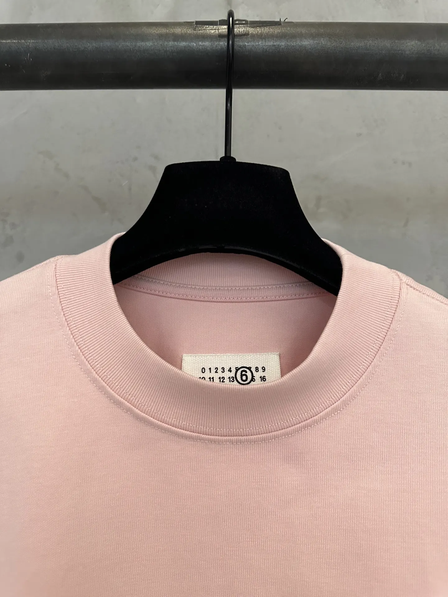MM6 Label Heavyweight Cotton T-Shirt D22012294 — view 7