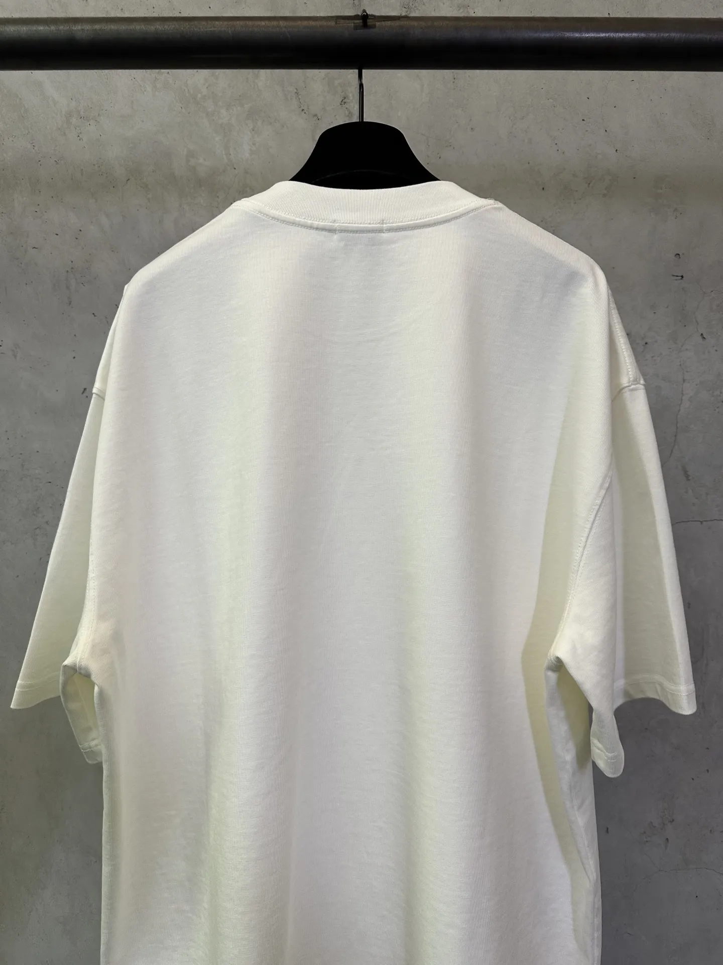 EKD Logo Graphic Heavyweight Cotton T-Shirt D22012880 — view 5