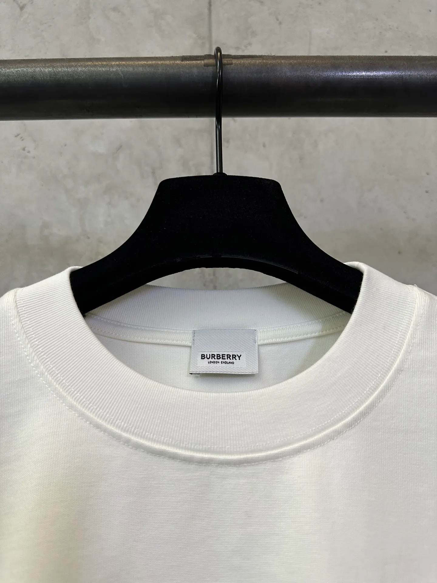 EKD Logo Graphic Heavyweight Cotton T-Shirt D22012880 — view 7