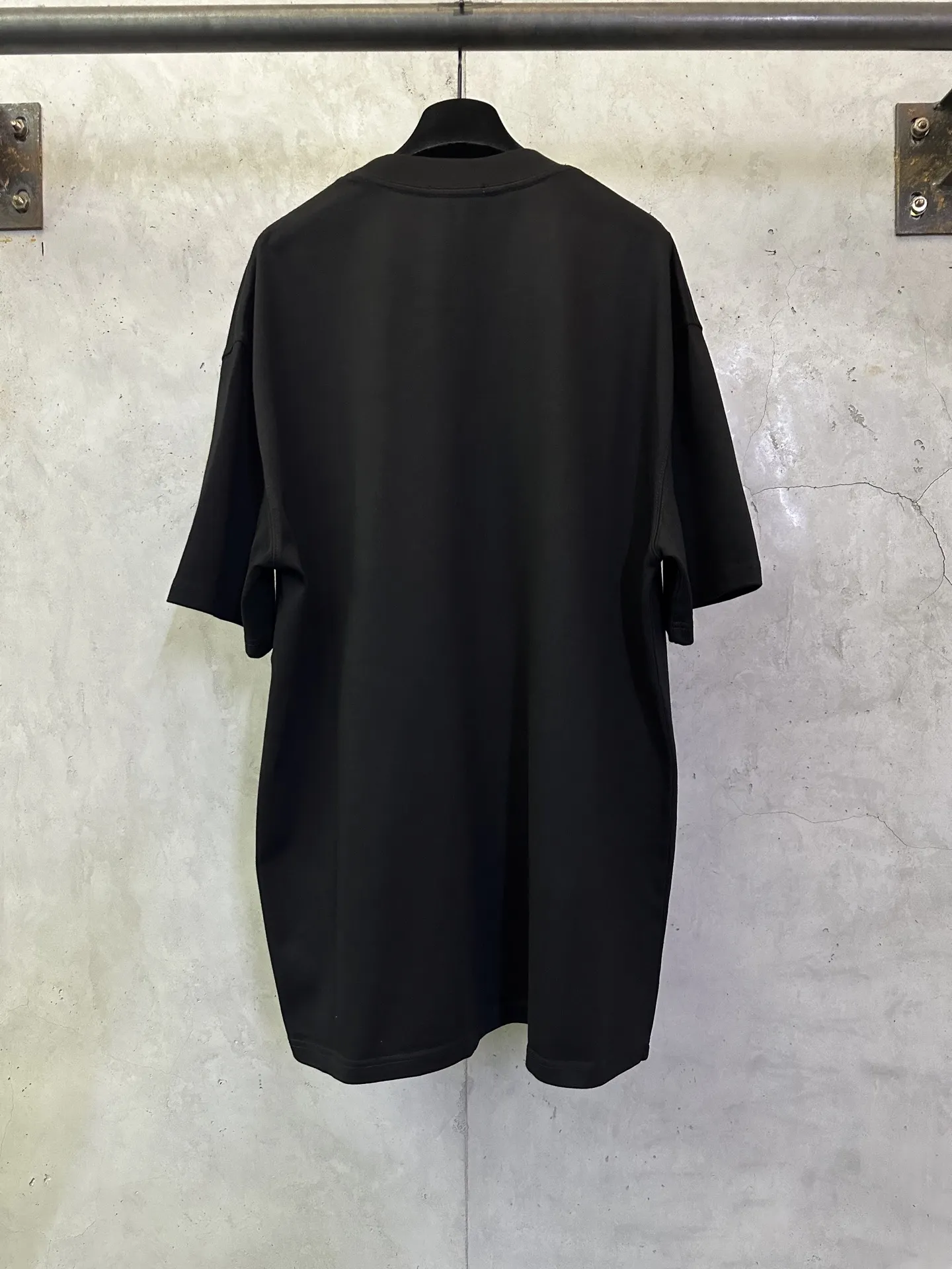 Carriage Logo Heavyweight Cotton T-Shirt D22012892 — view 2