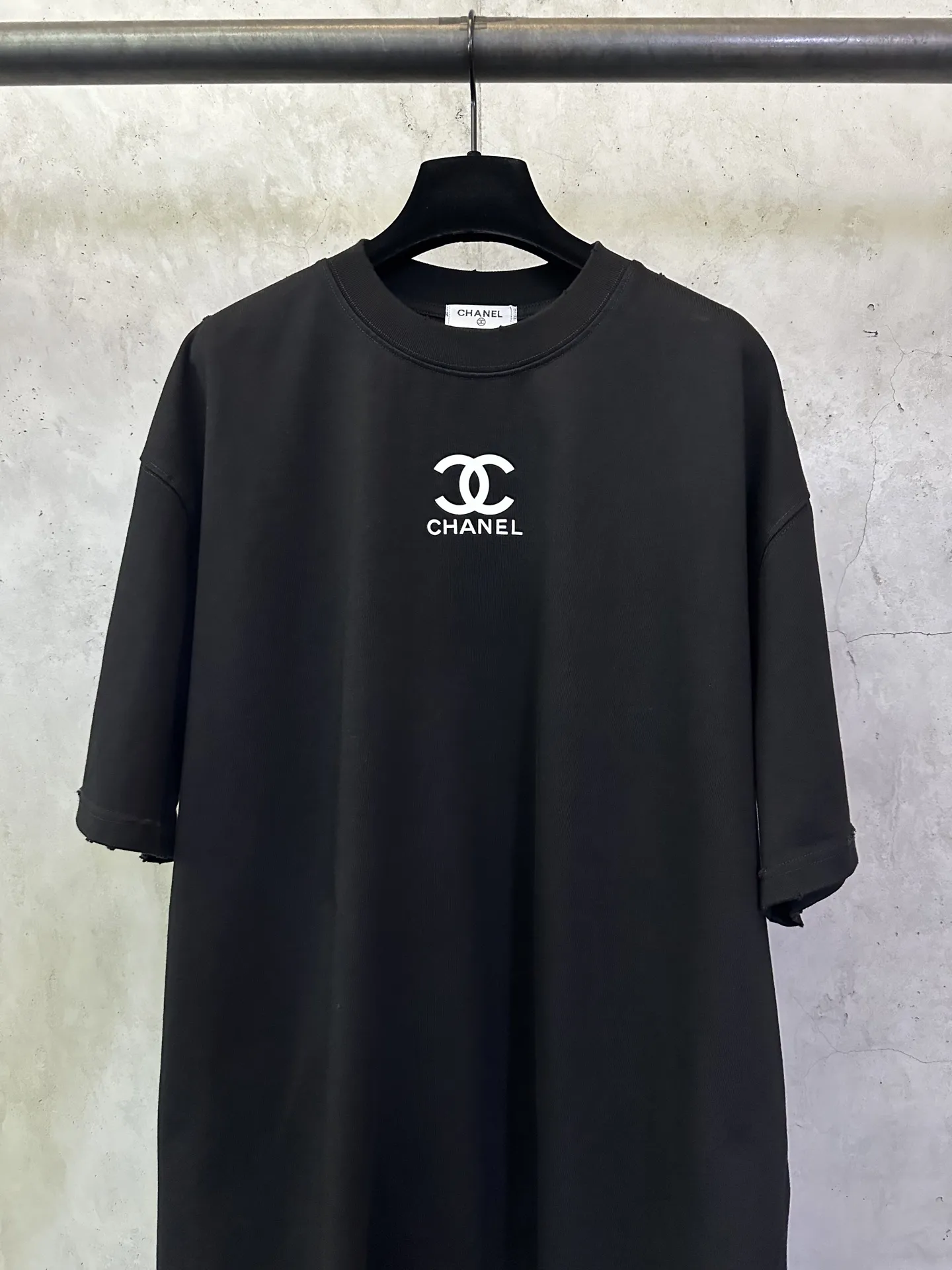 Logo Print Heavyweight Cotton T-Shirt D22012849 — view 3