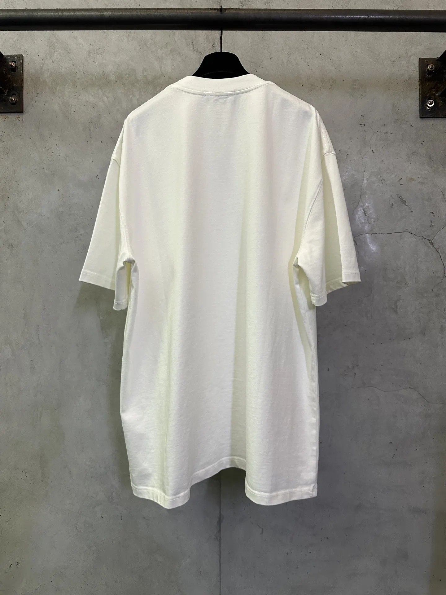 Logo-Print Heavyweight Cotton T-Shirt D22012863 — view 2