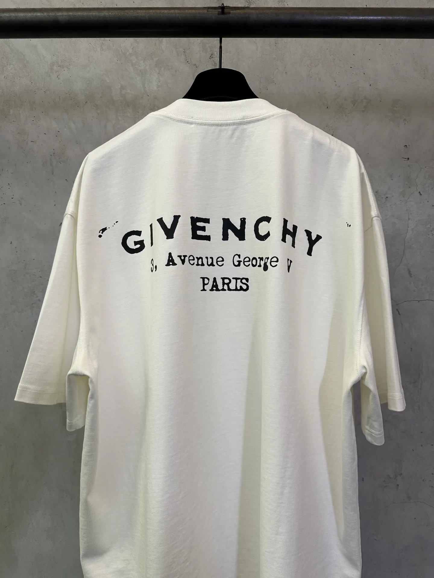Givenchy Logo Print Heavyweight Cotton T-Shirt D22012871 — view 5
