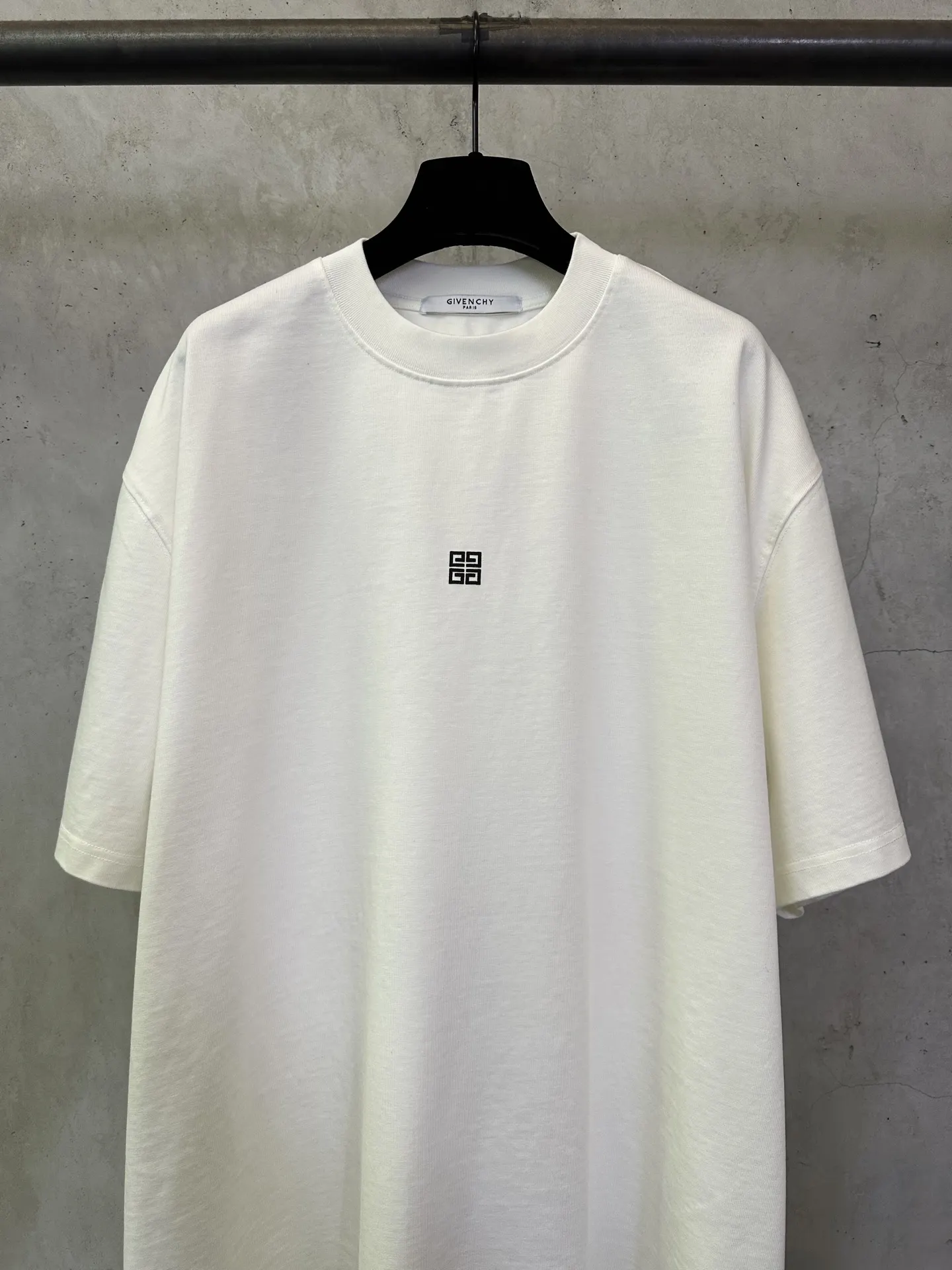 4G Logo Heavyweight Cotton T-Shirt D22015707 — view 3
