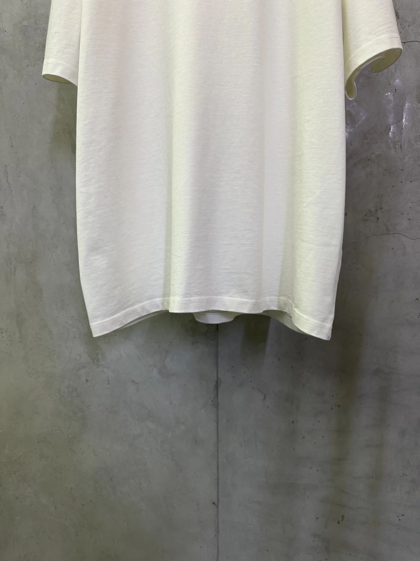 4G Logo Heavyweight Cotton T-Shirt D22015707 — view 4