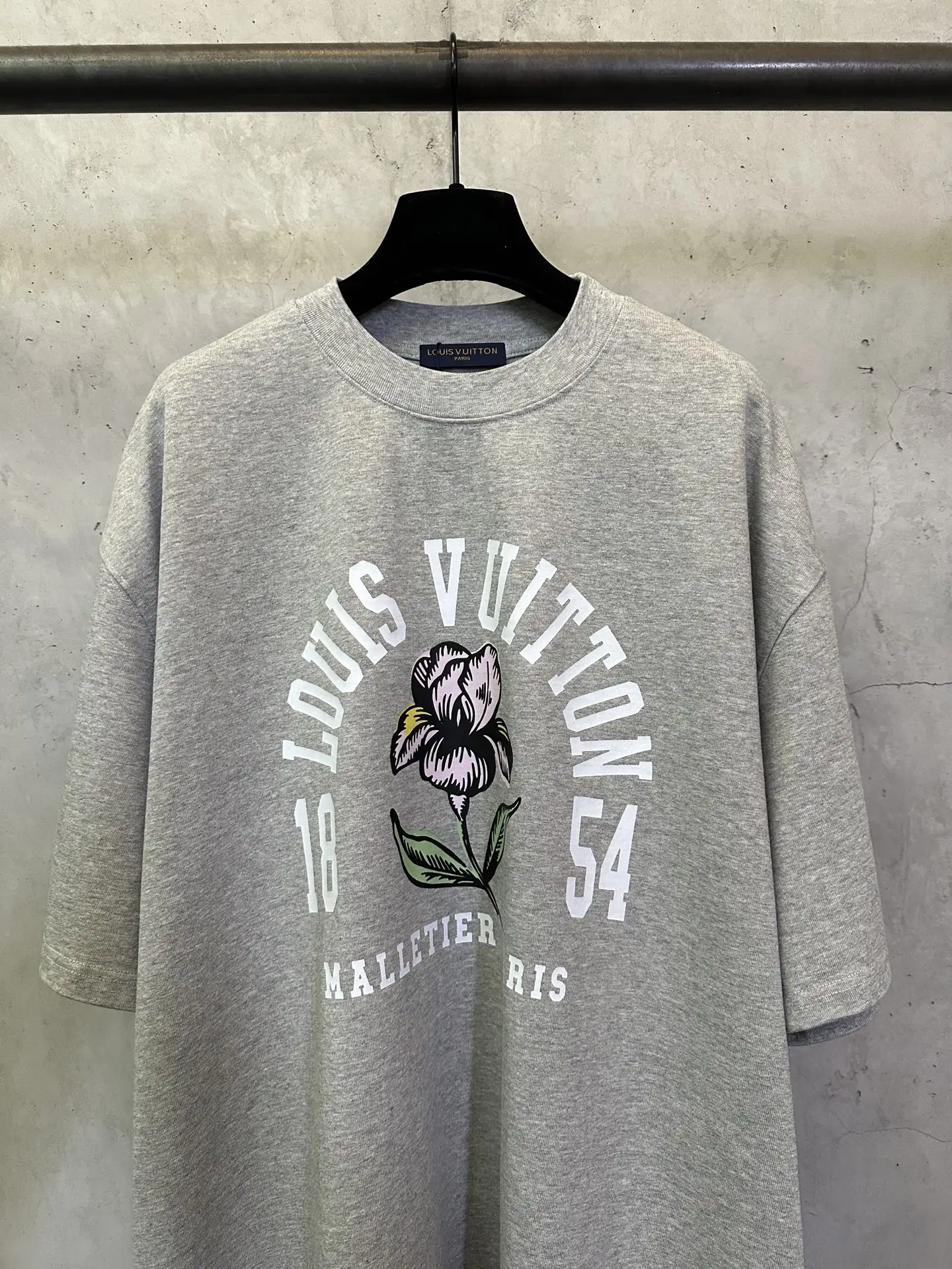 1854 Iris Graphic Heavyweight T-Shirt D22012744 — view 3