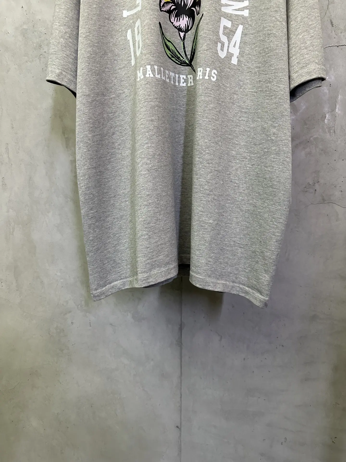 1854 Iris Graphic Heavyweight T-Shirt D22012744 — view 4