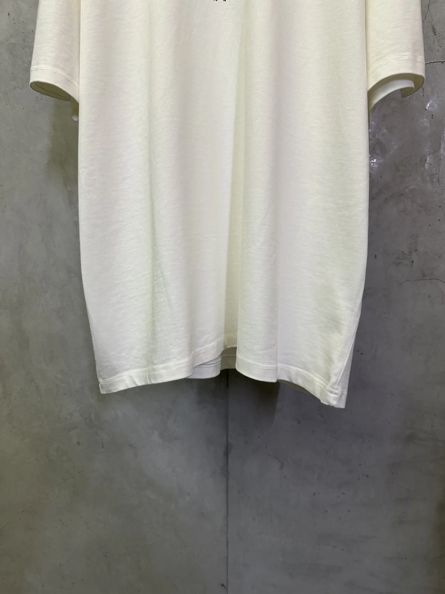 Stone Island Compass Logo Heavyweight Cotton T-Shirt D22012746 — view 4