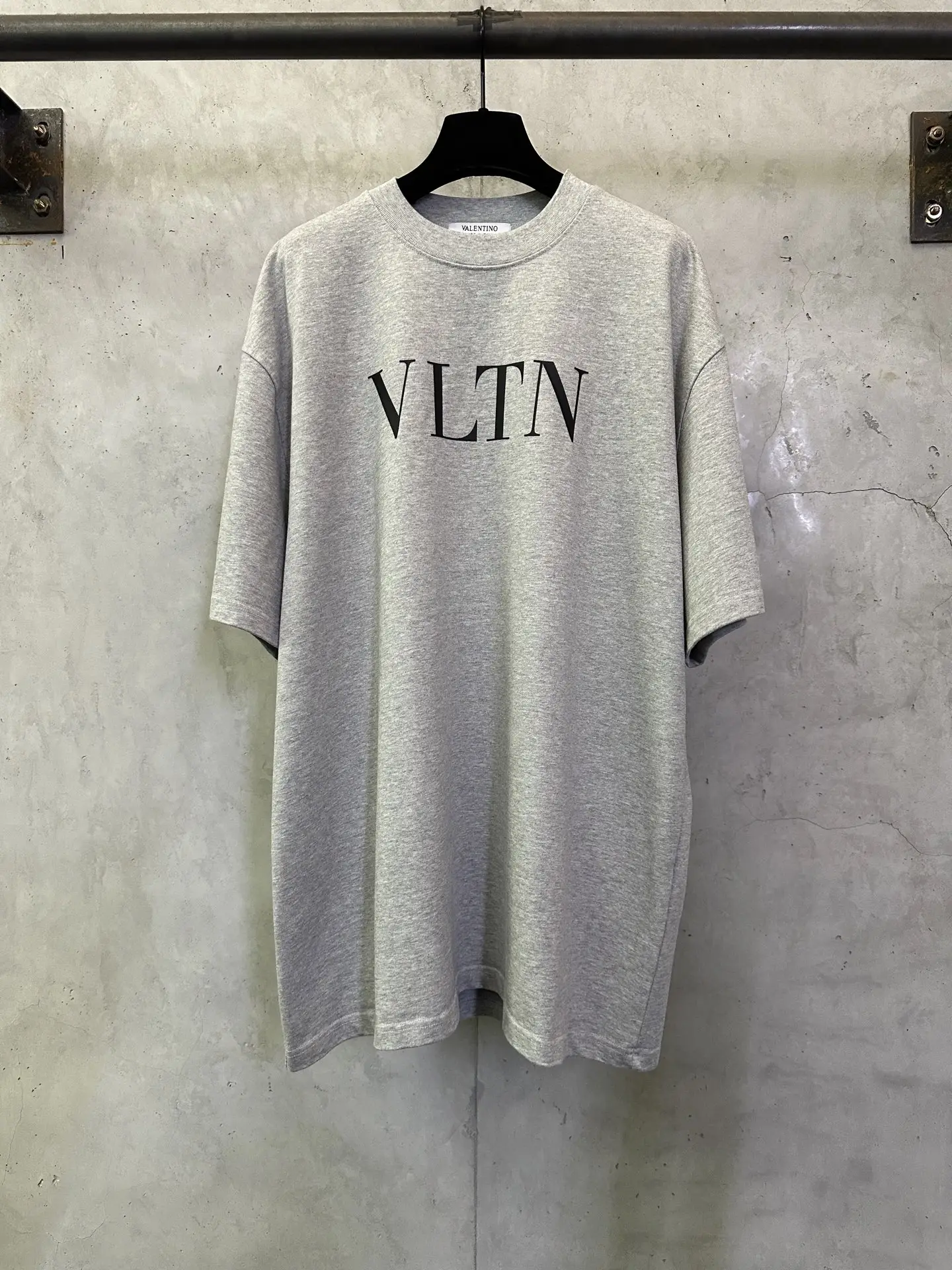 VLTN Logo Print Heavyweight Cotton T-Shirt D22012914