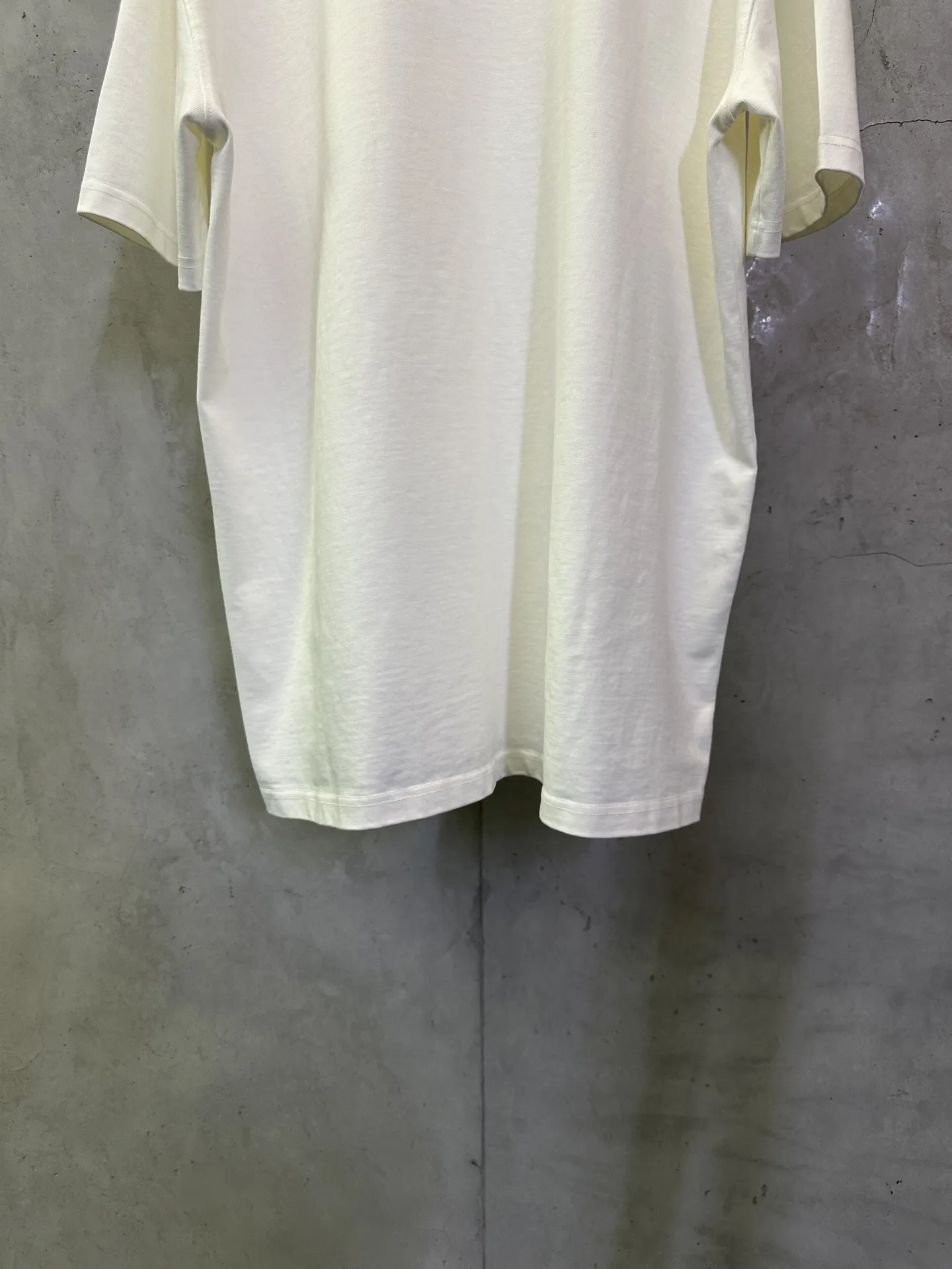 VLTN Logo Print Heavyweight Cotton T-Shirt D22012913 — view 6