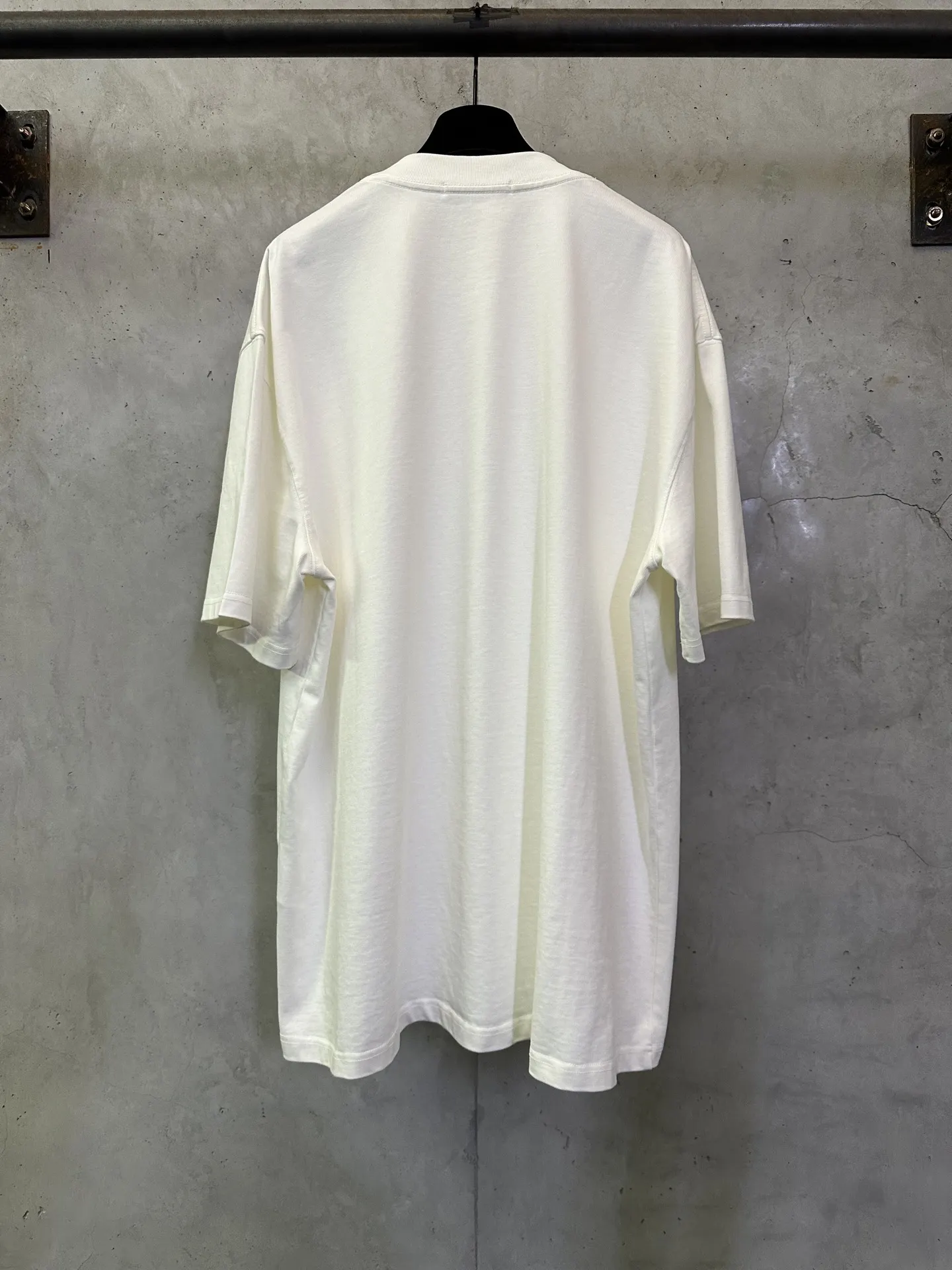 VLTN Logo Print Heavyweight Cotton T-Shirt D22012915 — view 2