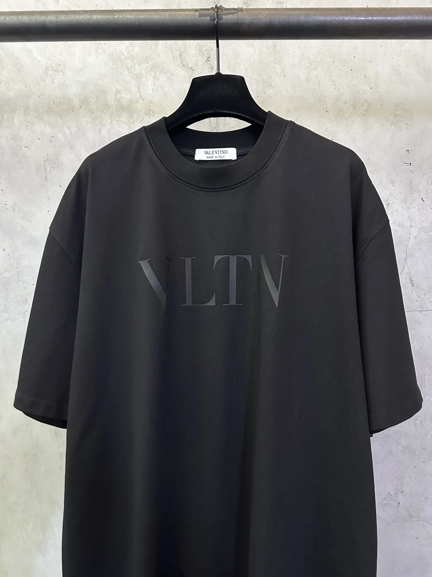 VLTN Logo Print Heavyweight Cotton T-Shirt D22012917 — view 3