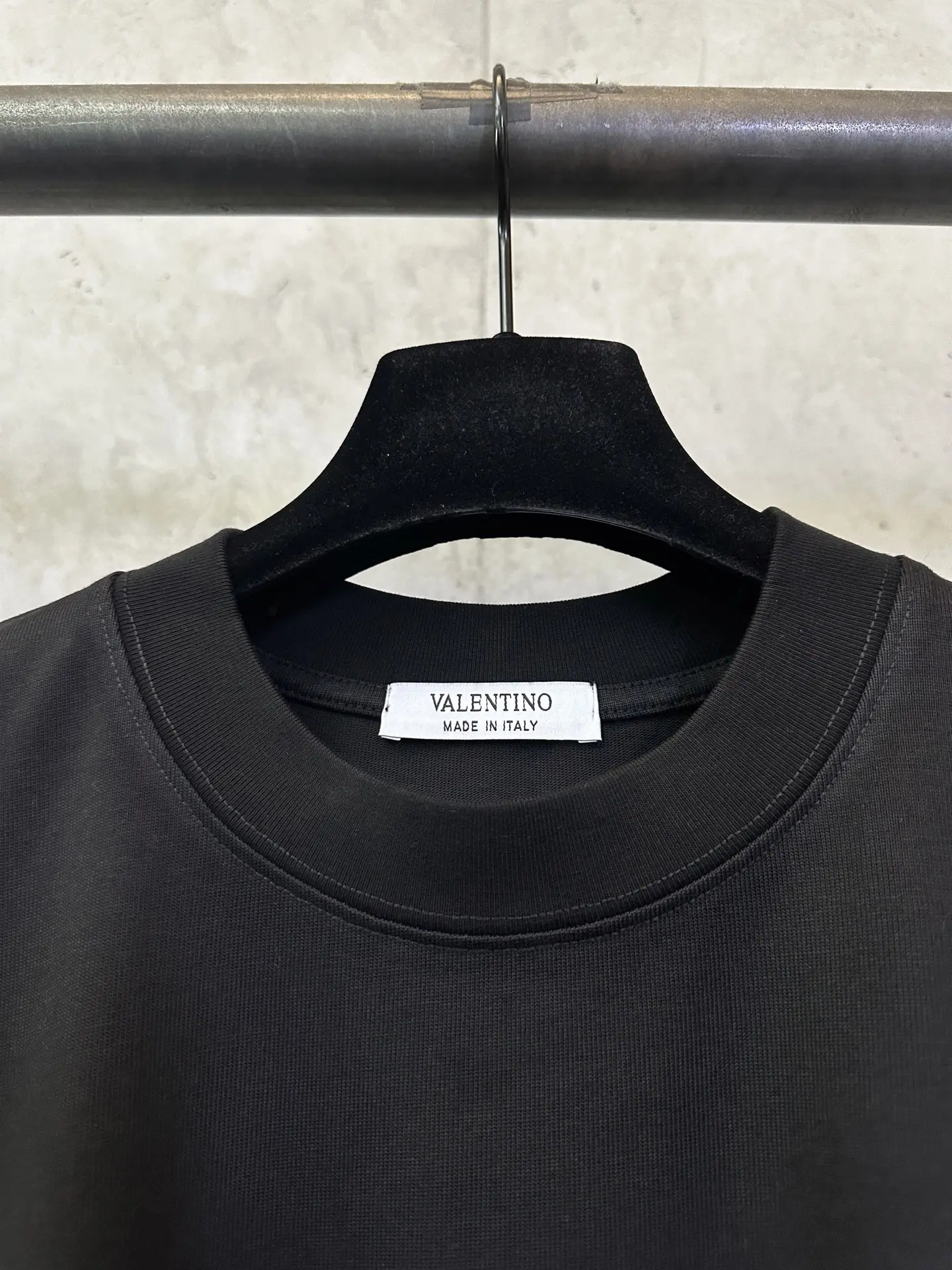VLTN Logo Print Heavyweight Cotton T-Shirt D22012917 — view 7