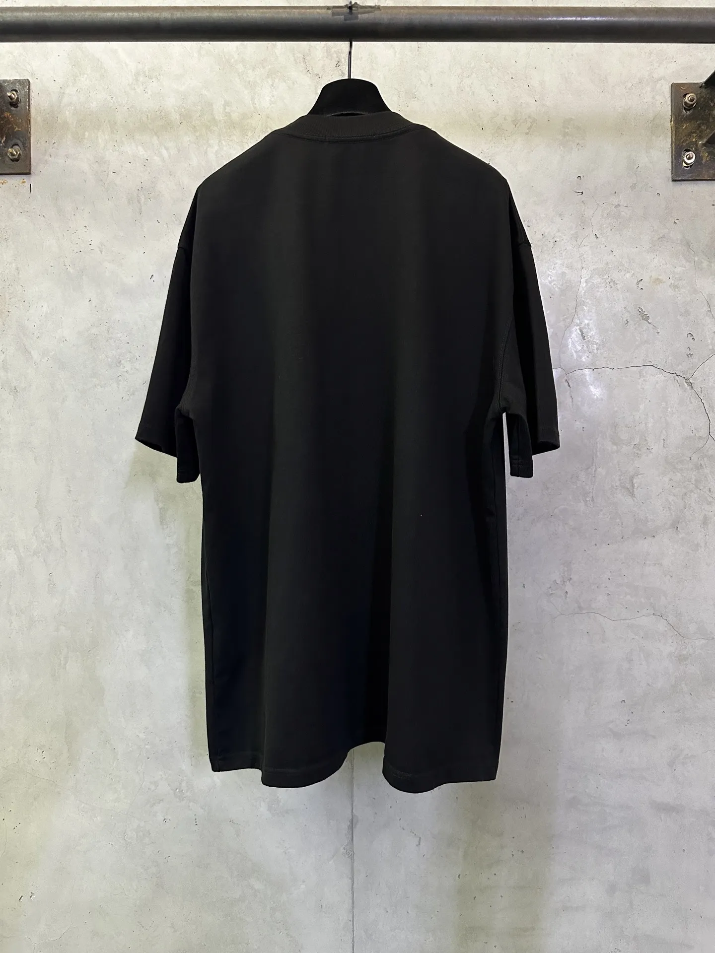 VLTN Logo Print Heavyweight Cotton T-Shirt D22012916 — view 2