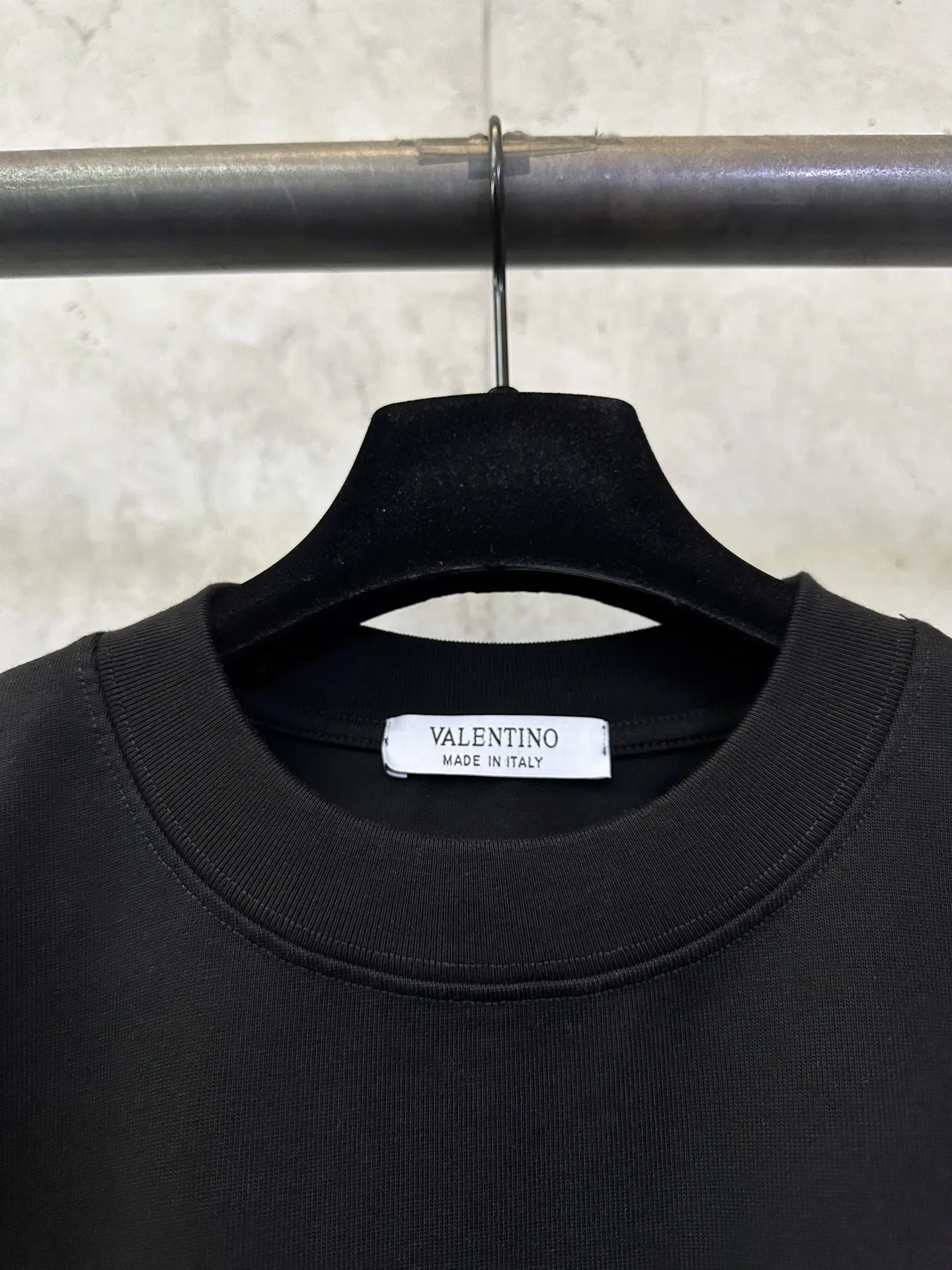 VLTN Logo Print Heavyweight Cotton T-Shirt D22012916 — view 7