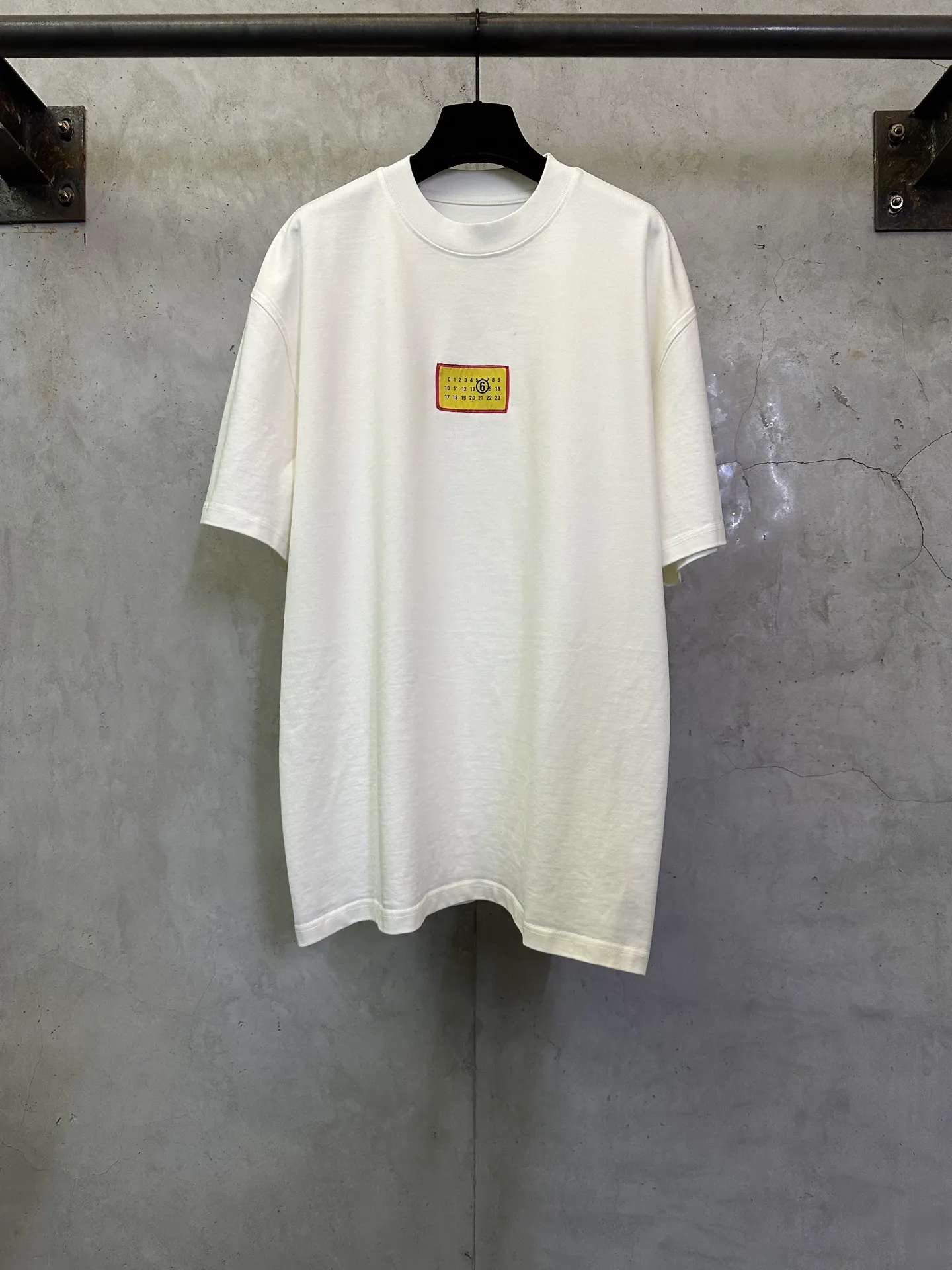 MM6 Logo Patch Heavyweight Cotton T-Shirt D22012794