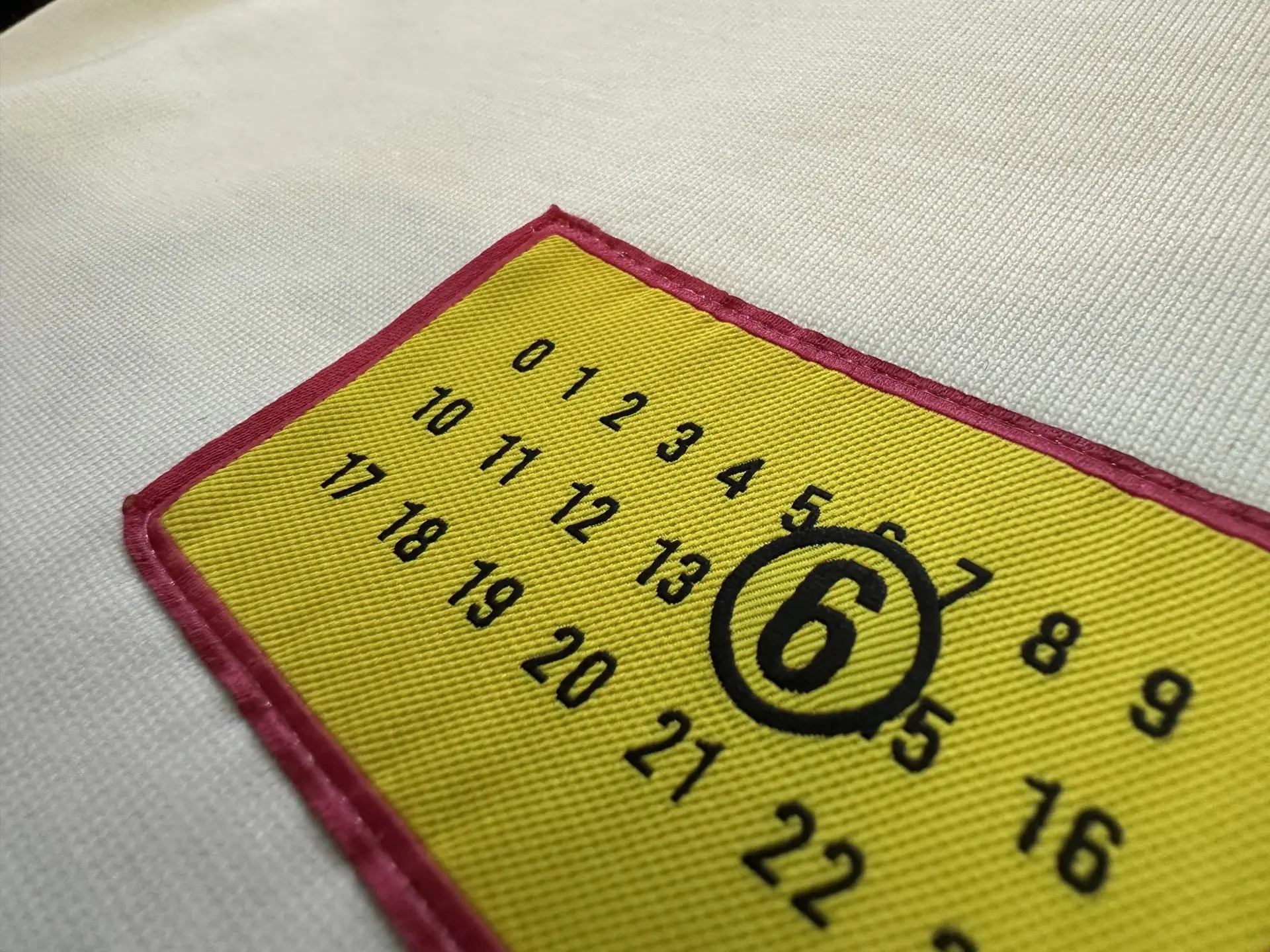 MM6 Logo Patch Heavyweight Cotton T-Shirt D22012794 — view 8