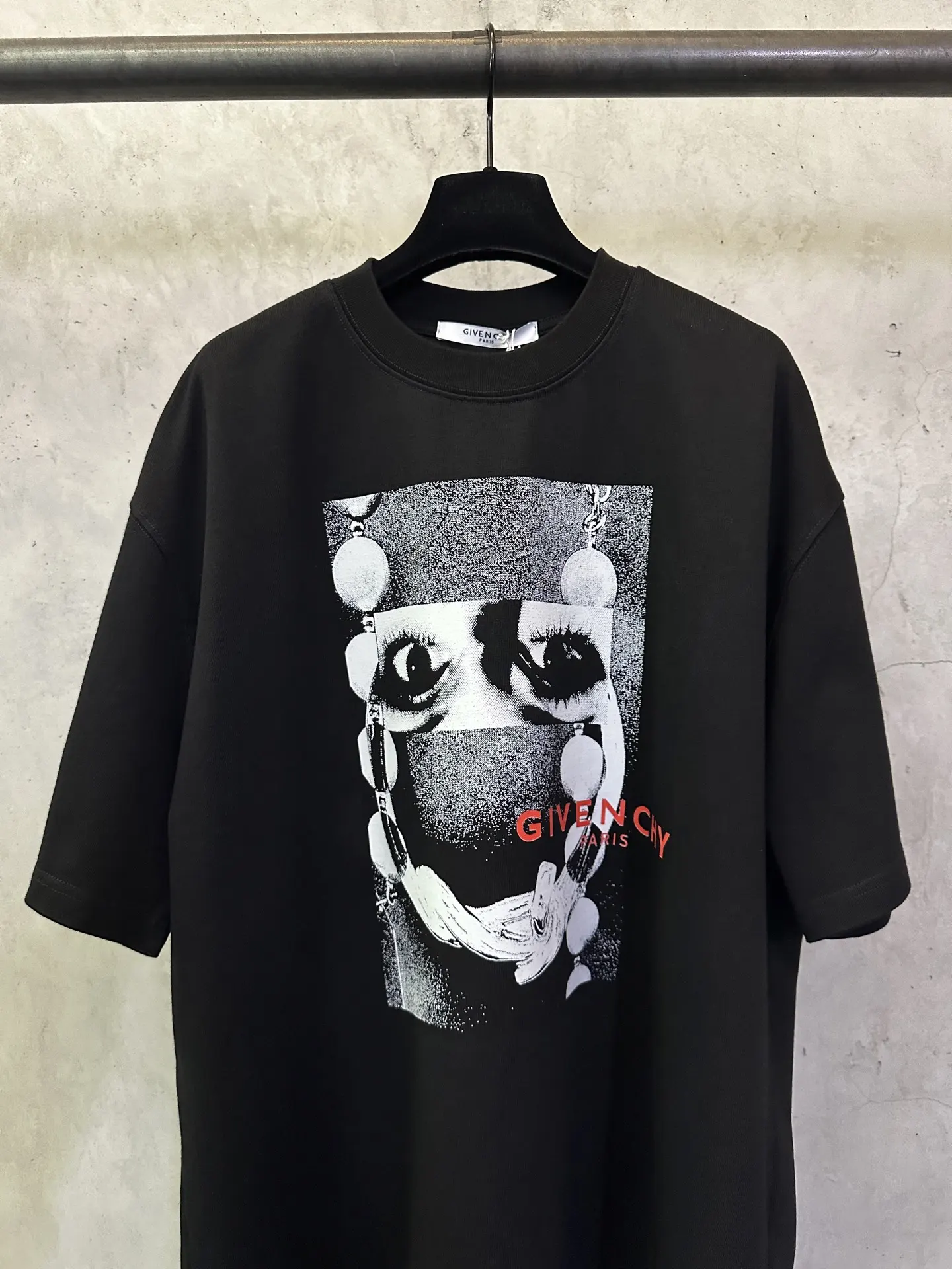 Givenchy Eyes Graphic Print Heavyweight T-Shirt D22012846 — view 3