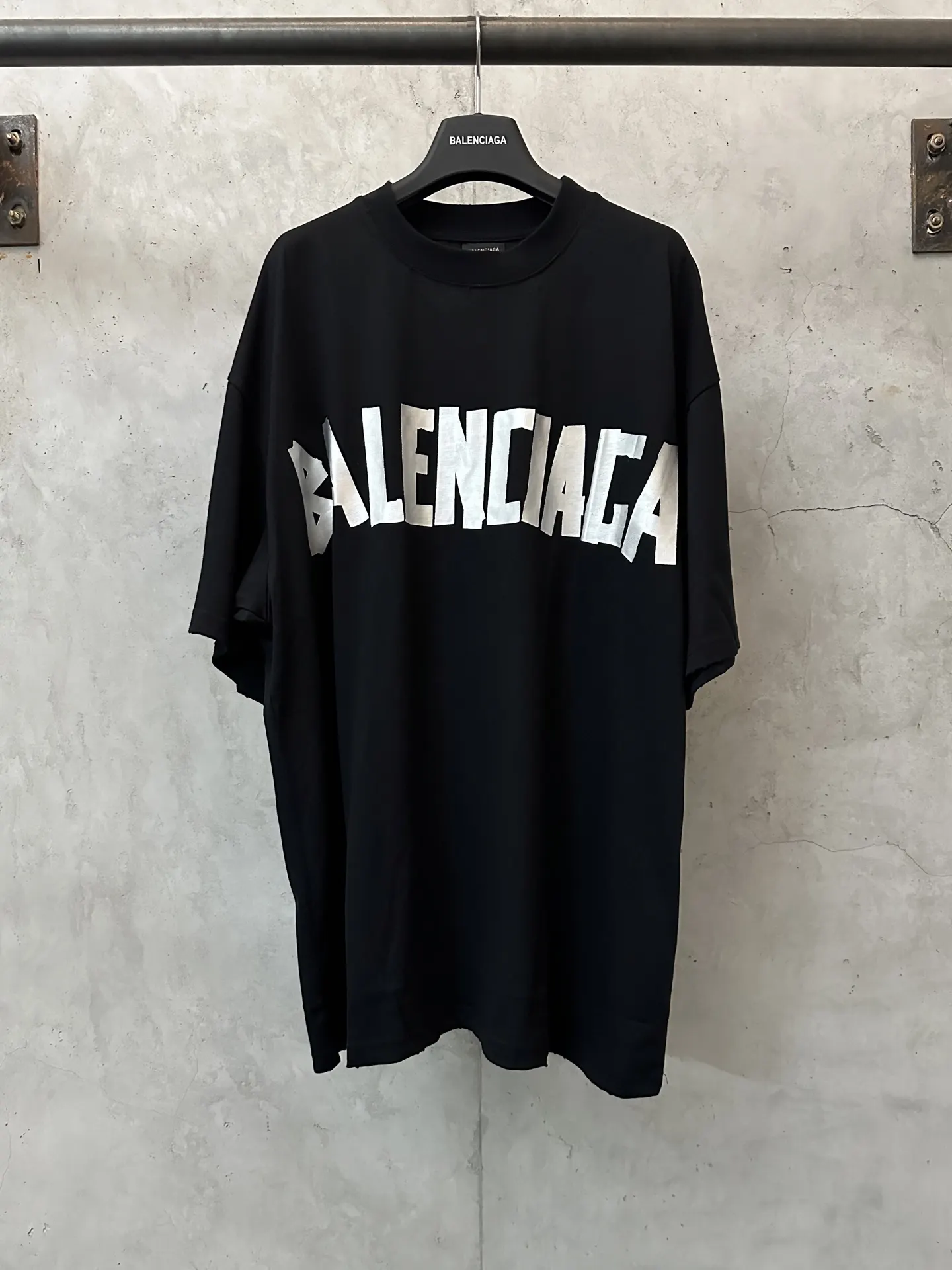 Gaffer Tape Logo Oversized T-Shirt D22512334