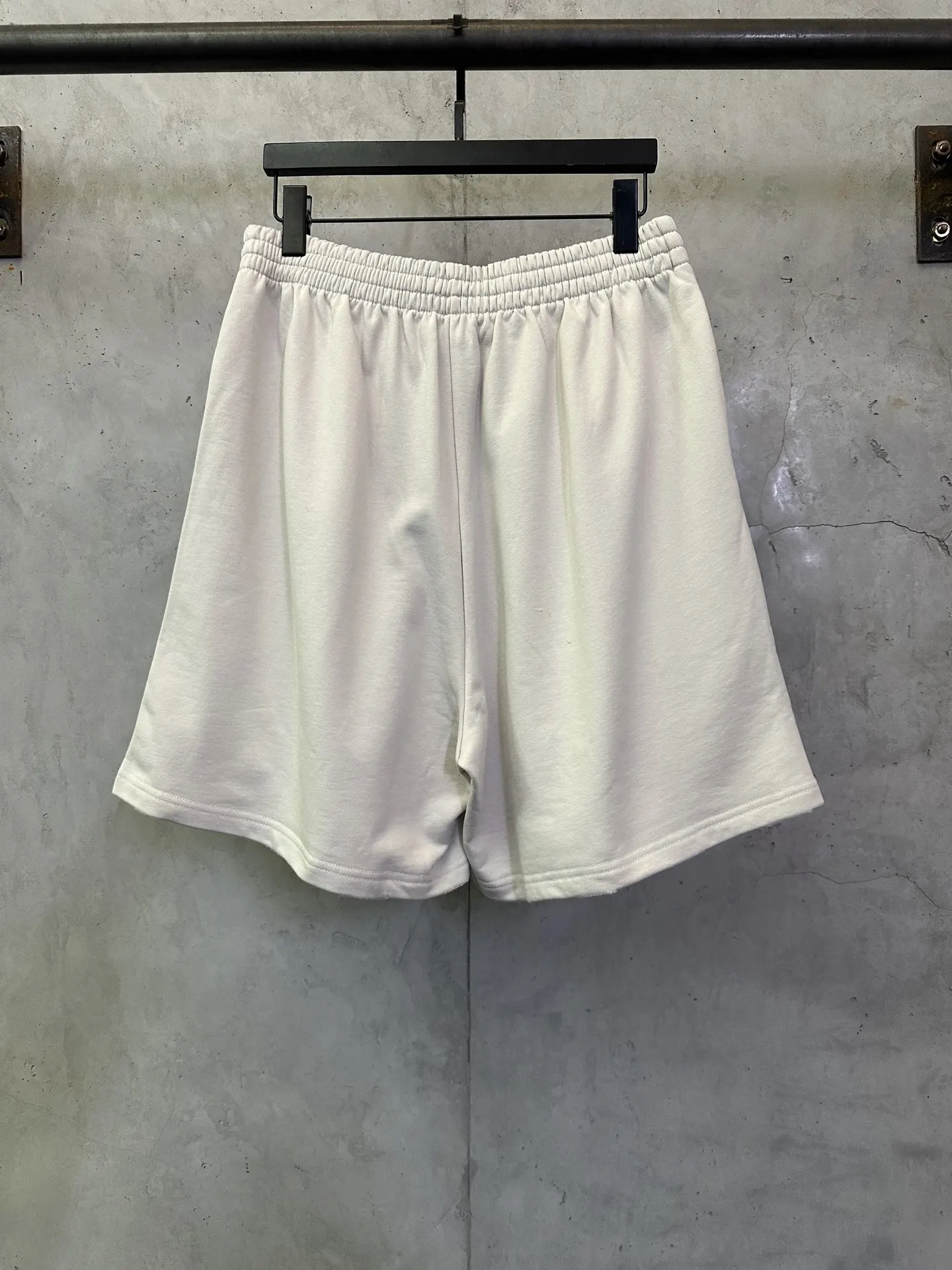 Logo Embroidered Cotton-Jersey Shorts D22512827 — view 2