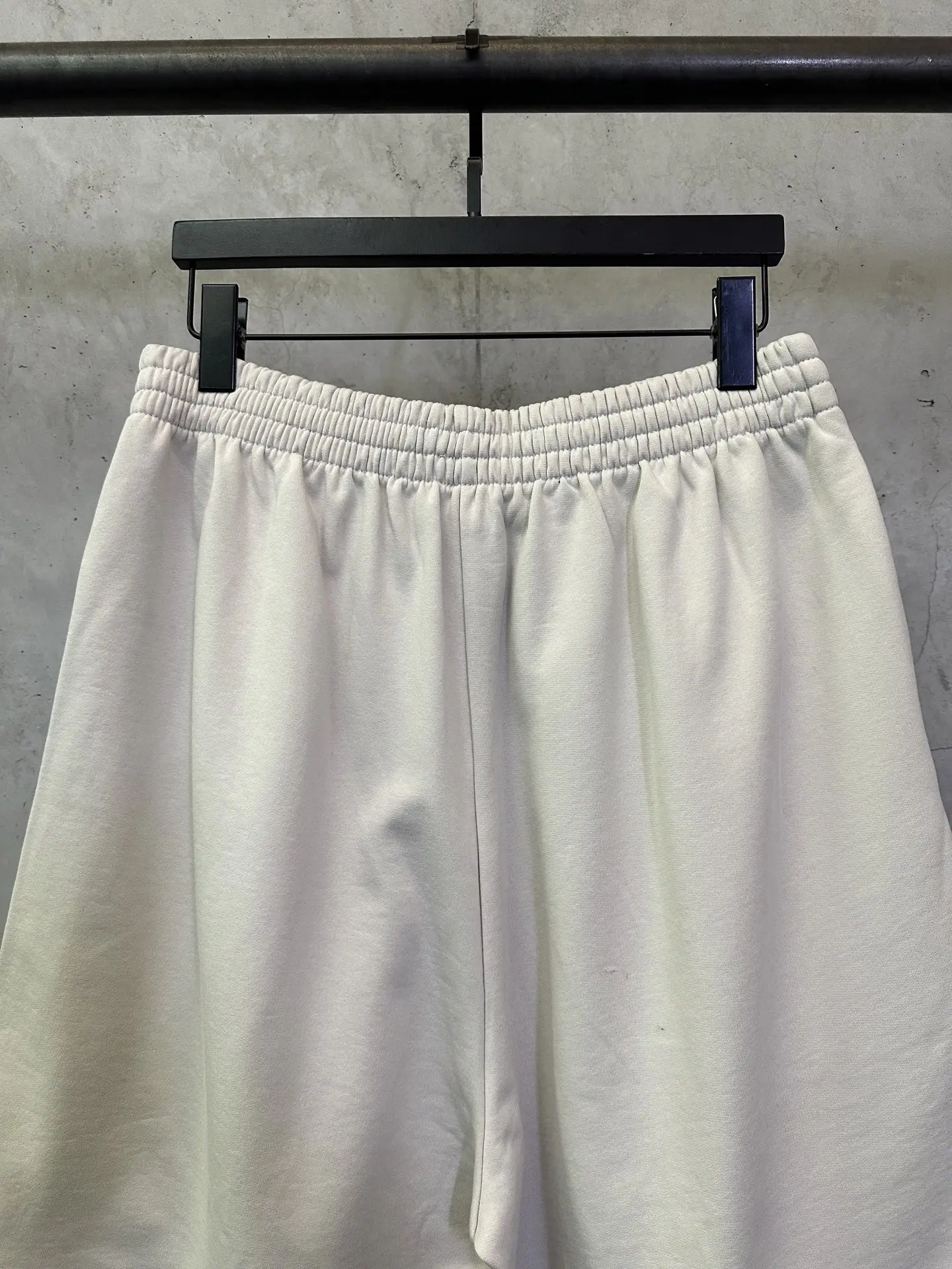 Logo Embroidered Cotton-Jersey Shorts D22512827 — view 5