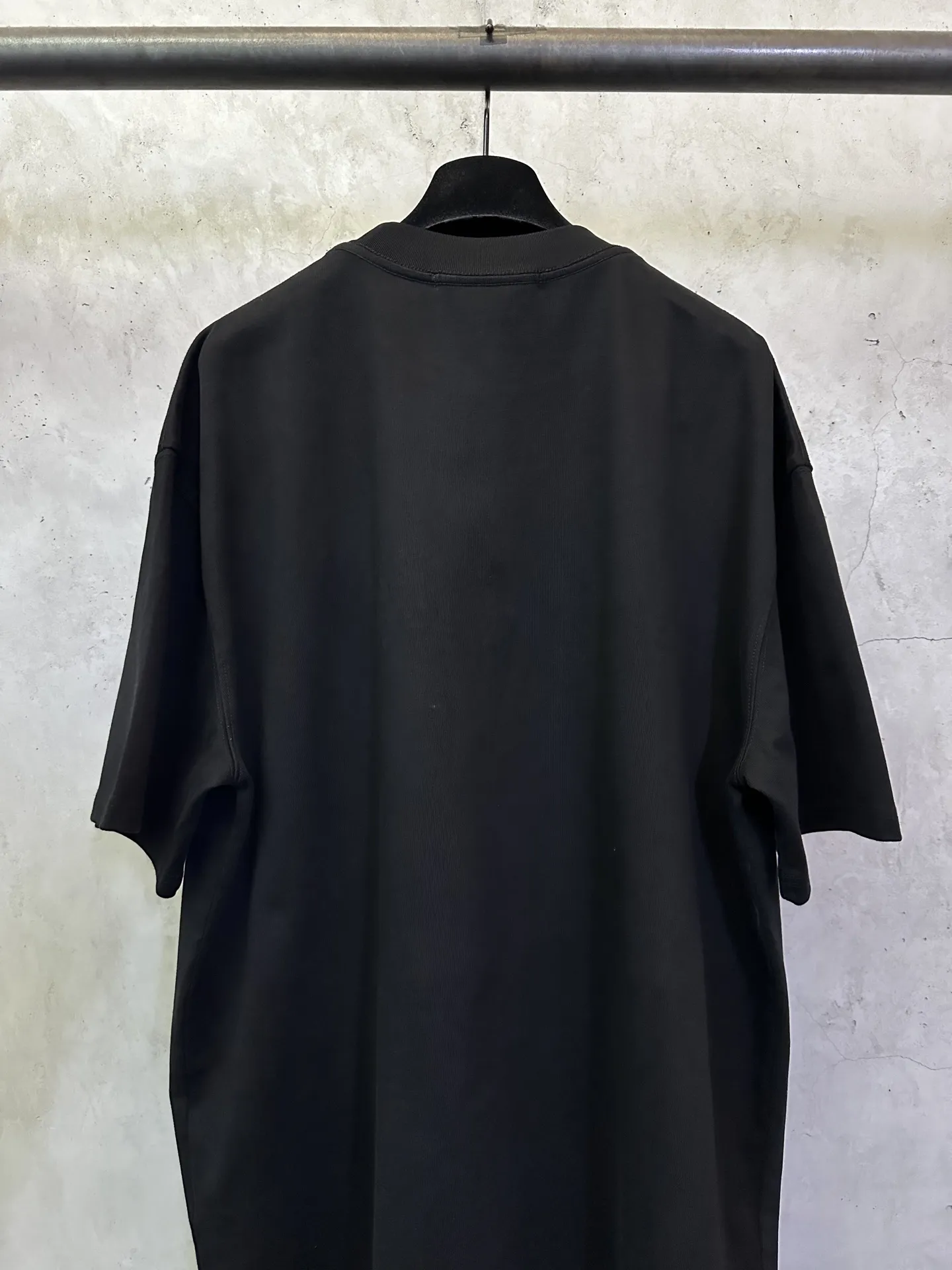 Pearl Logo Heavyweight Cotton T-Shirt D22512779 — view 5