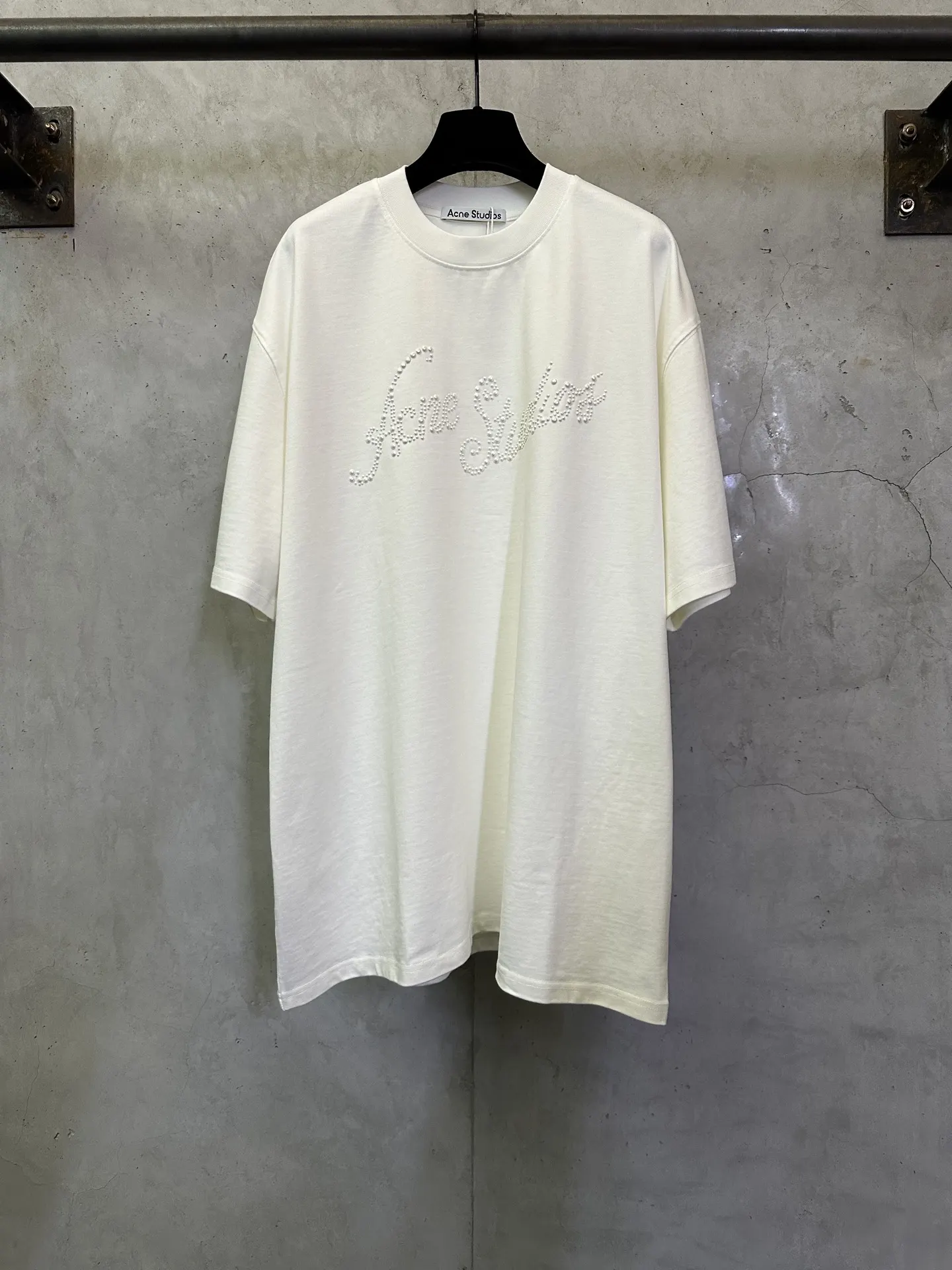 Pearl-Embellished Logo Heavyweight T-Shirt D22512782