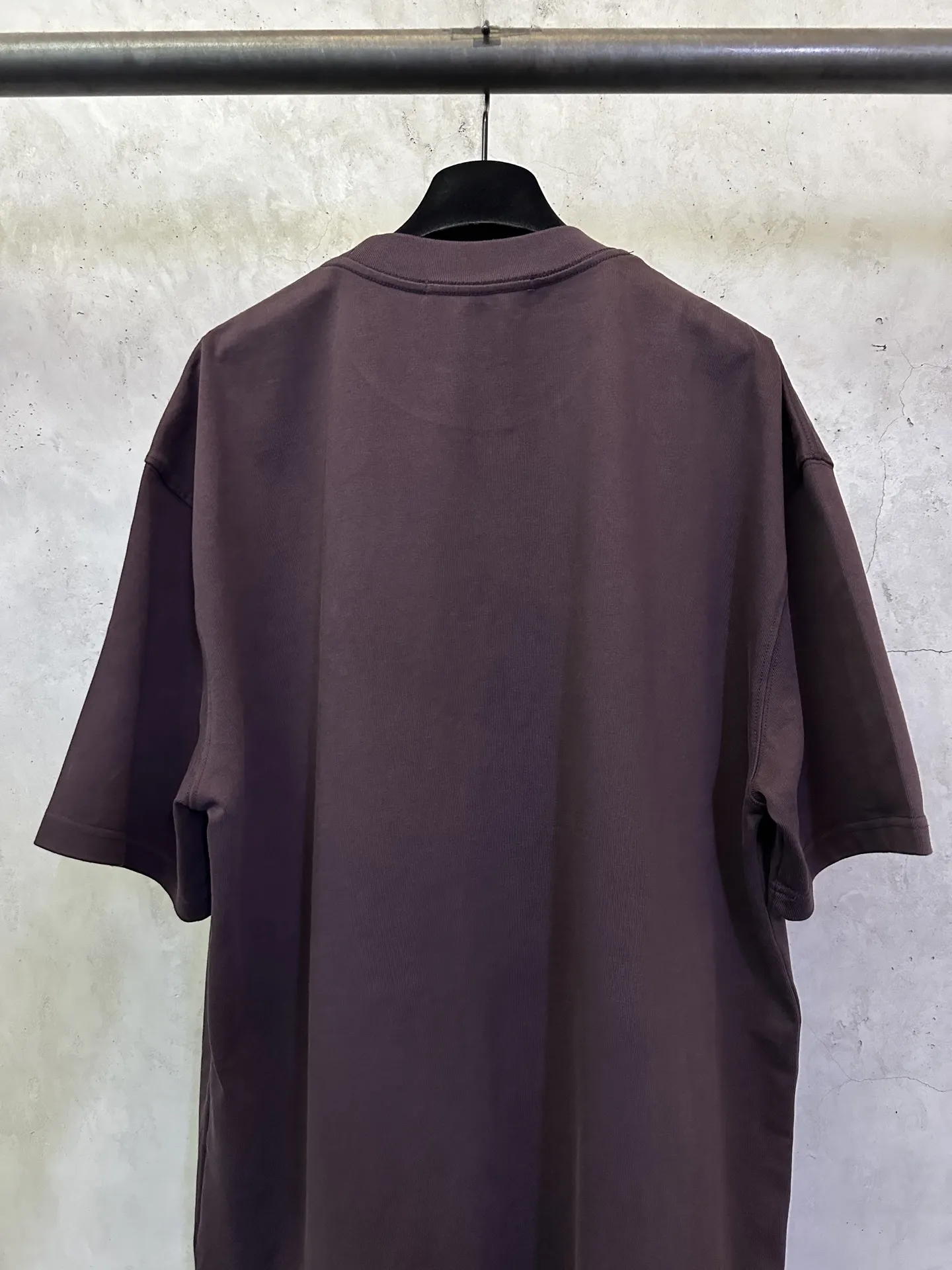 Embellished Logo Heavyweight Cotton T-Shirt D22512781 — view 5