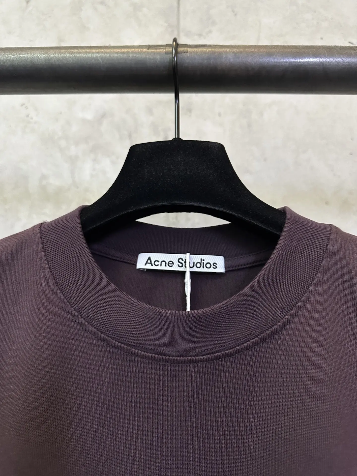 Embellished Logo Heavyweight Cotton T-Shirt D22512781 — view 7