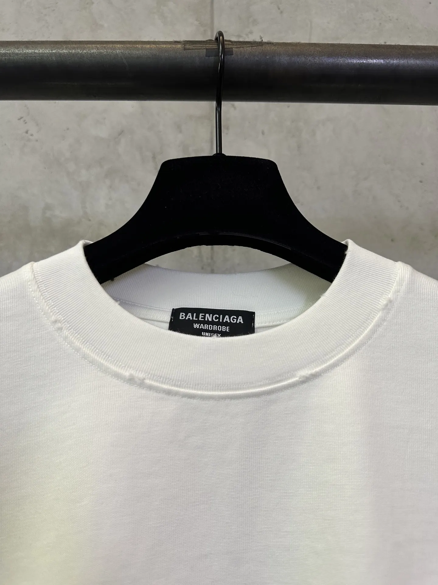 Logo Rhinestone Heavyweight Cotton T-Shirt D22515709 — view 7