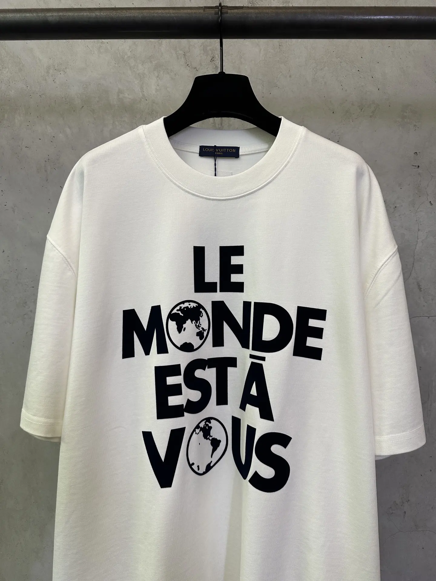 Logo Flocked Heavyweight Cotton T-Shirt D22512906 — view 3
