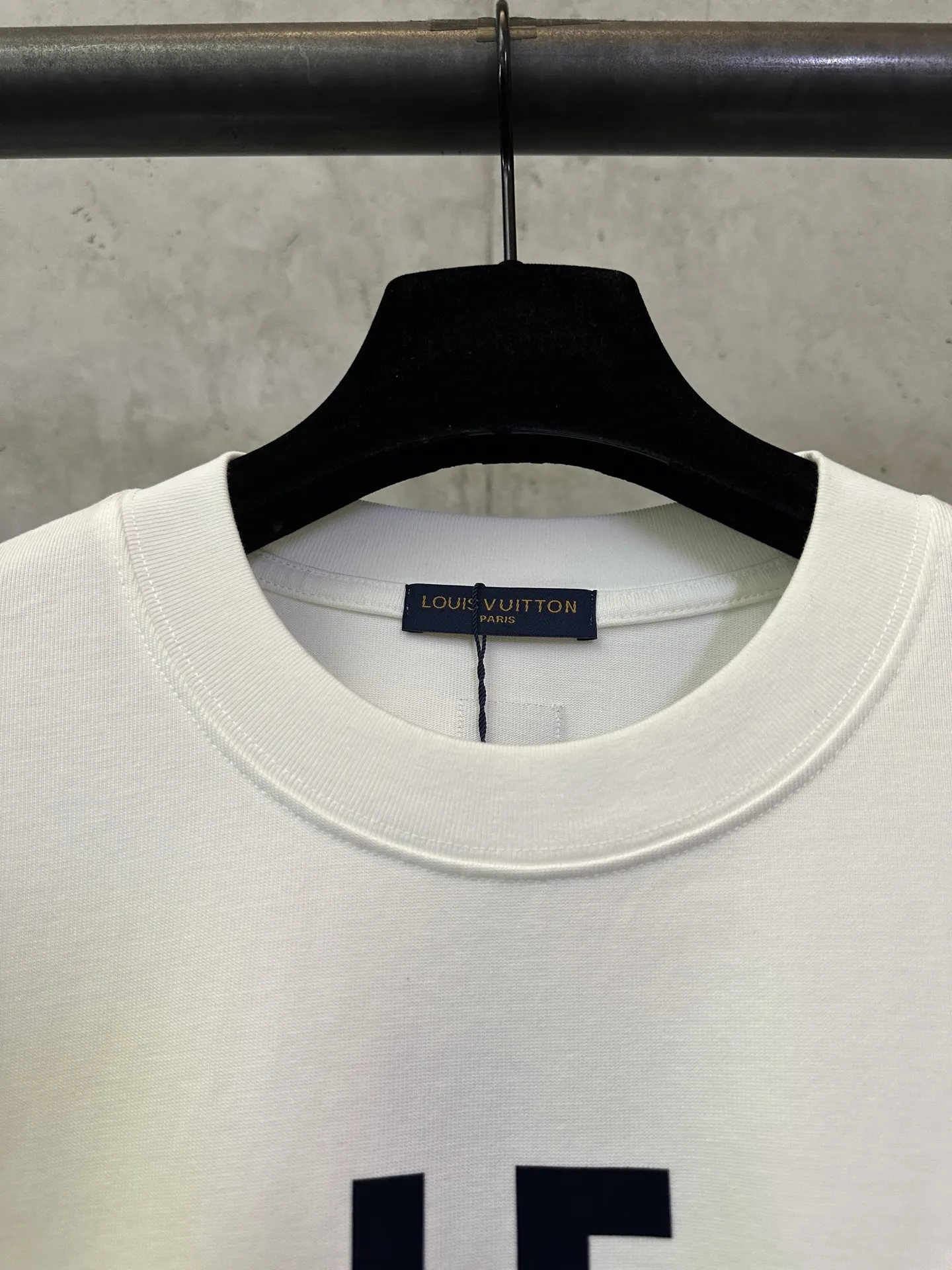 Logo Flocked Heavyweight Cotton T-Shirt D22512906 — view 7