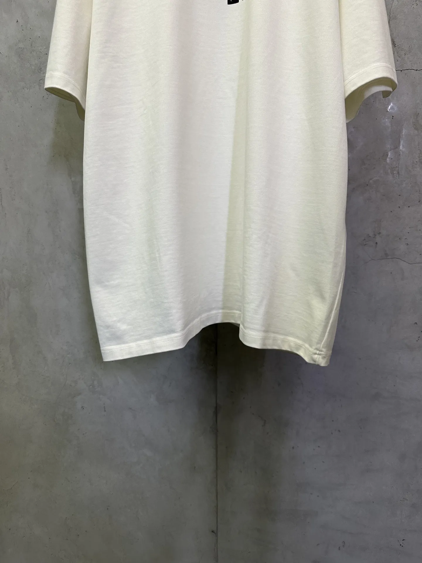 Logo Print Heavyweight Cotton T-Shirt D22512766 — view 4