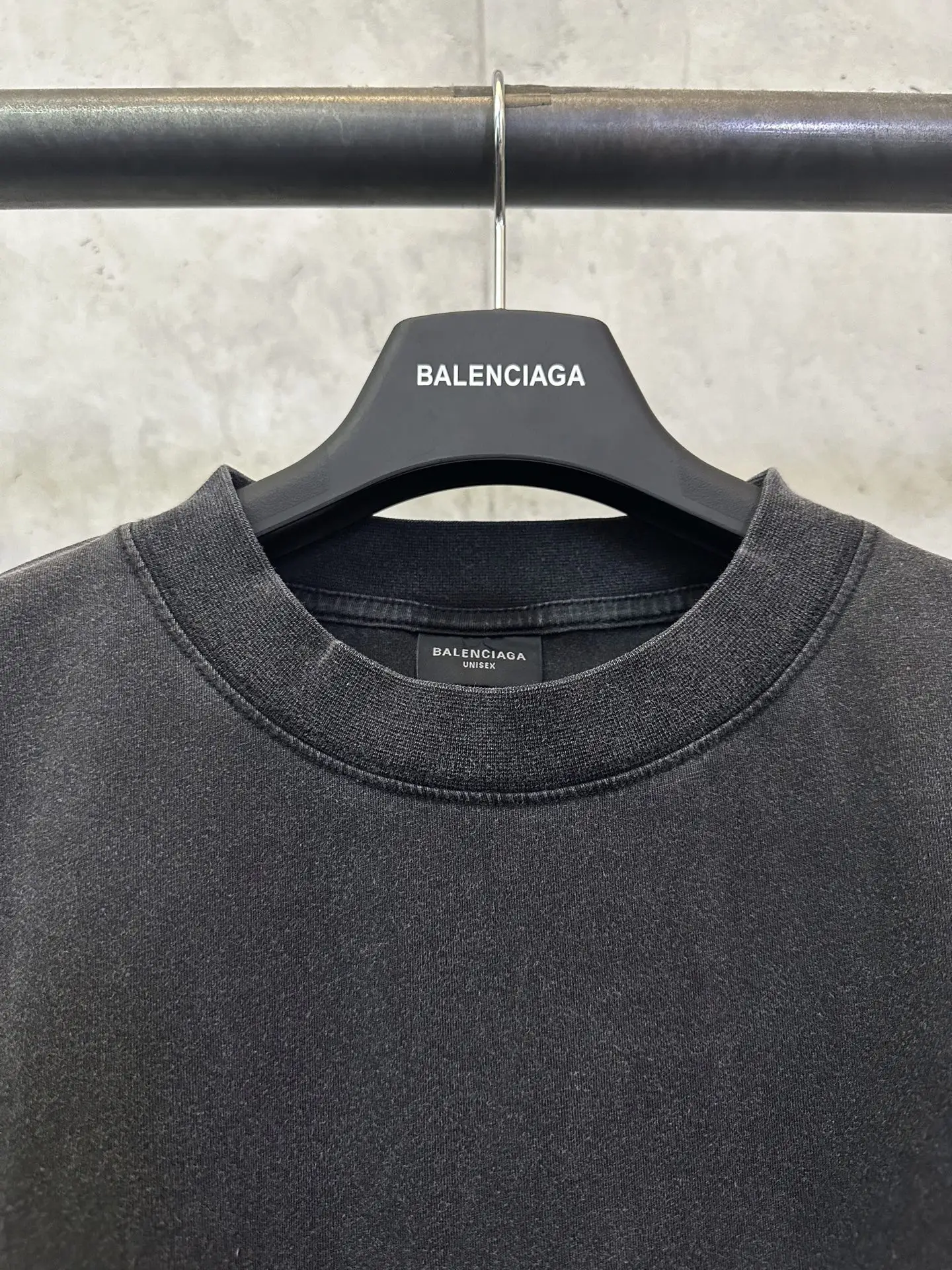 Logo Embroidery Washed Cotton T-Shirt D23012758 — view 7