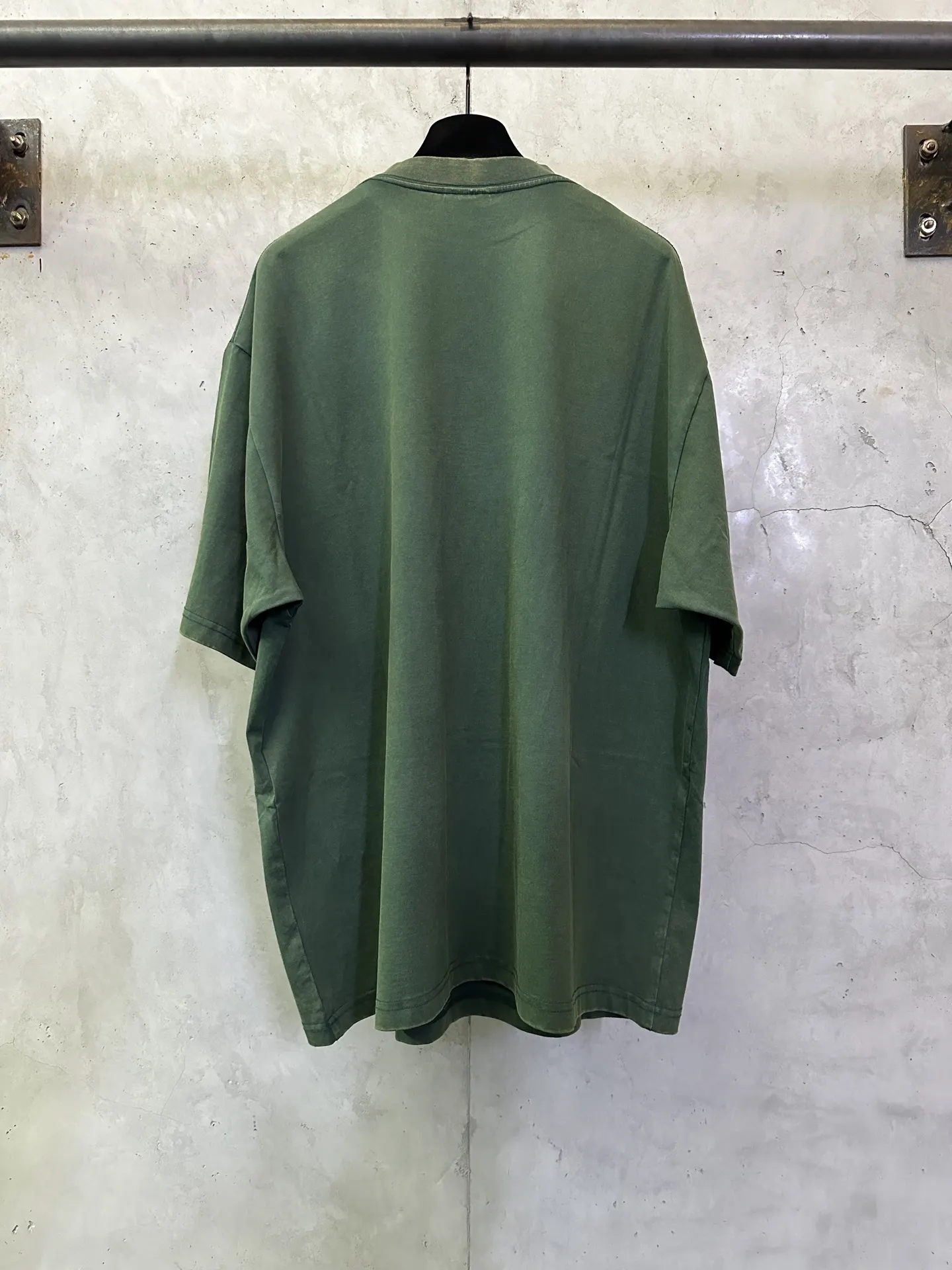 Logo Embroidery Oversized Cotton T-Shirt D23012803 — view 2