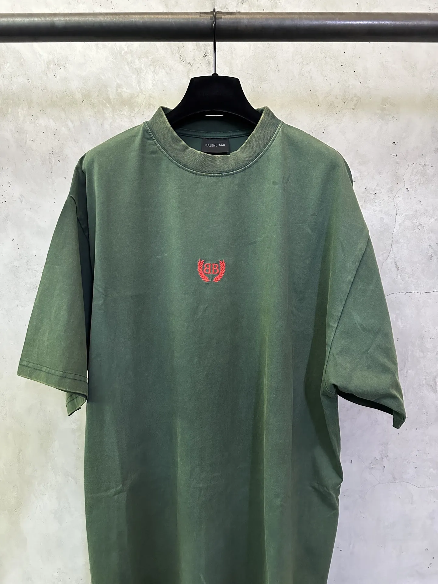 Logo Embroidery Oversized Cotton T-Shirt D23012803 — view 3