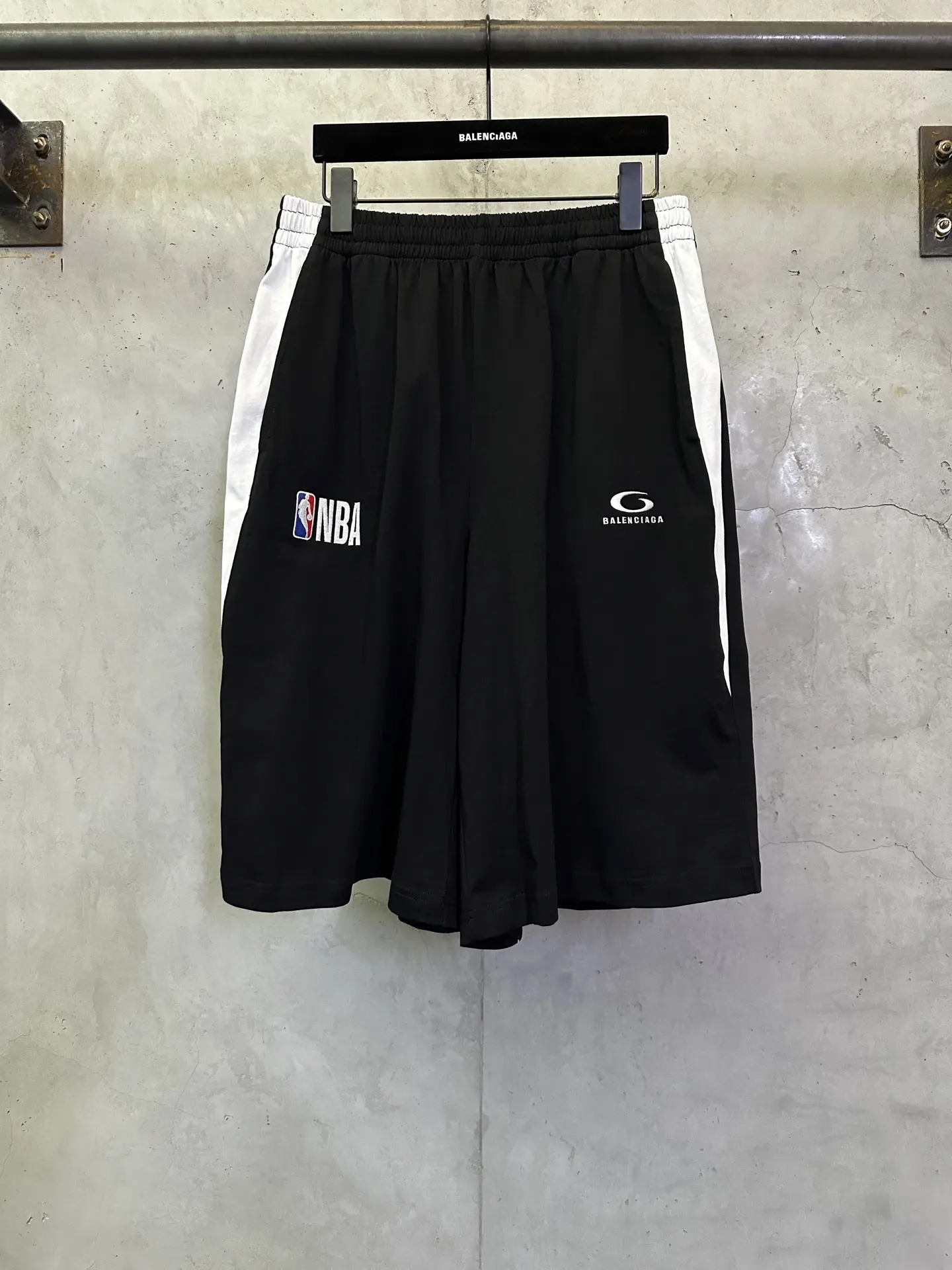 Balenciaga x NBA Embroidered Mesh Shorts D23012760