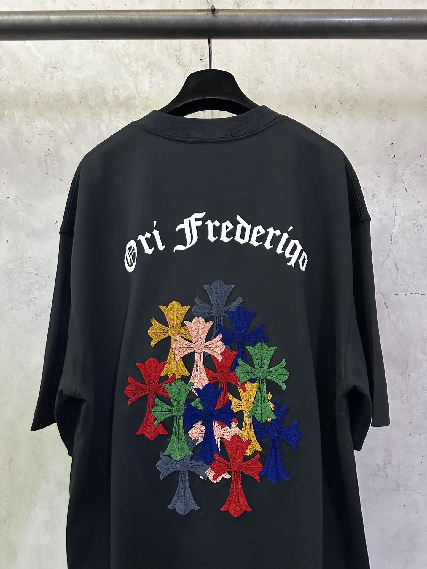 Cross Embroidery Heavyweight Cotton T-Shirt D23012834 — view 5