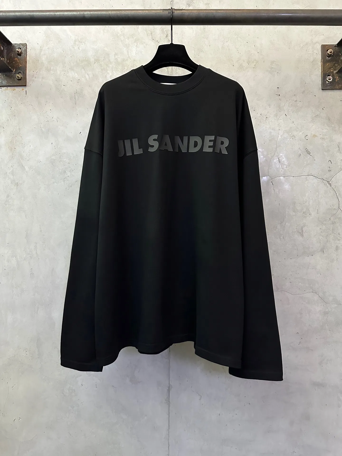 Logo-Print Heavyweight Cotton Long-Sleeve T-Shirt D23021763
